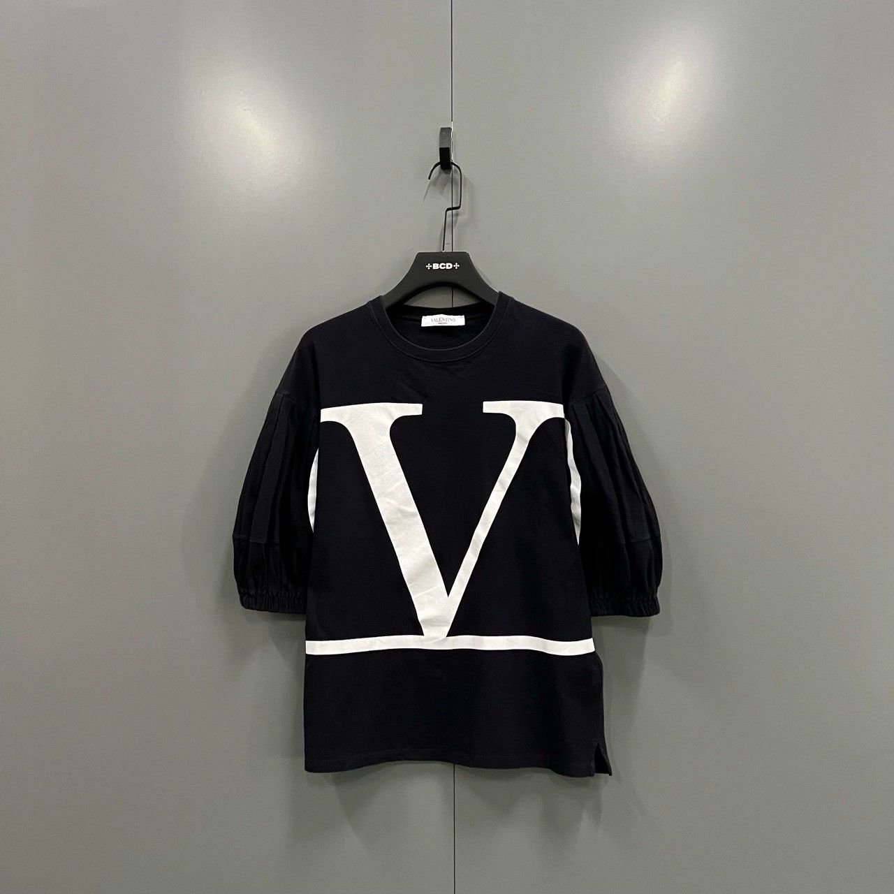 Valentino black logo printed short sleeve top Size XS / US 0-2 / IT 36-38 - 1 Thumbnail