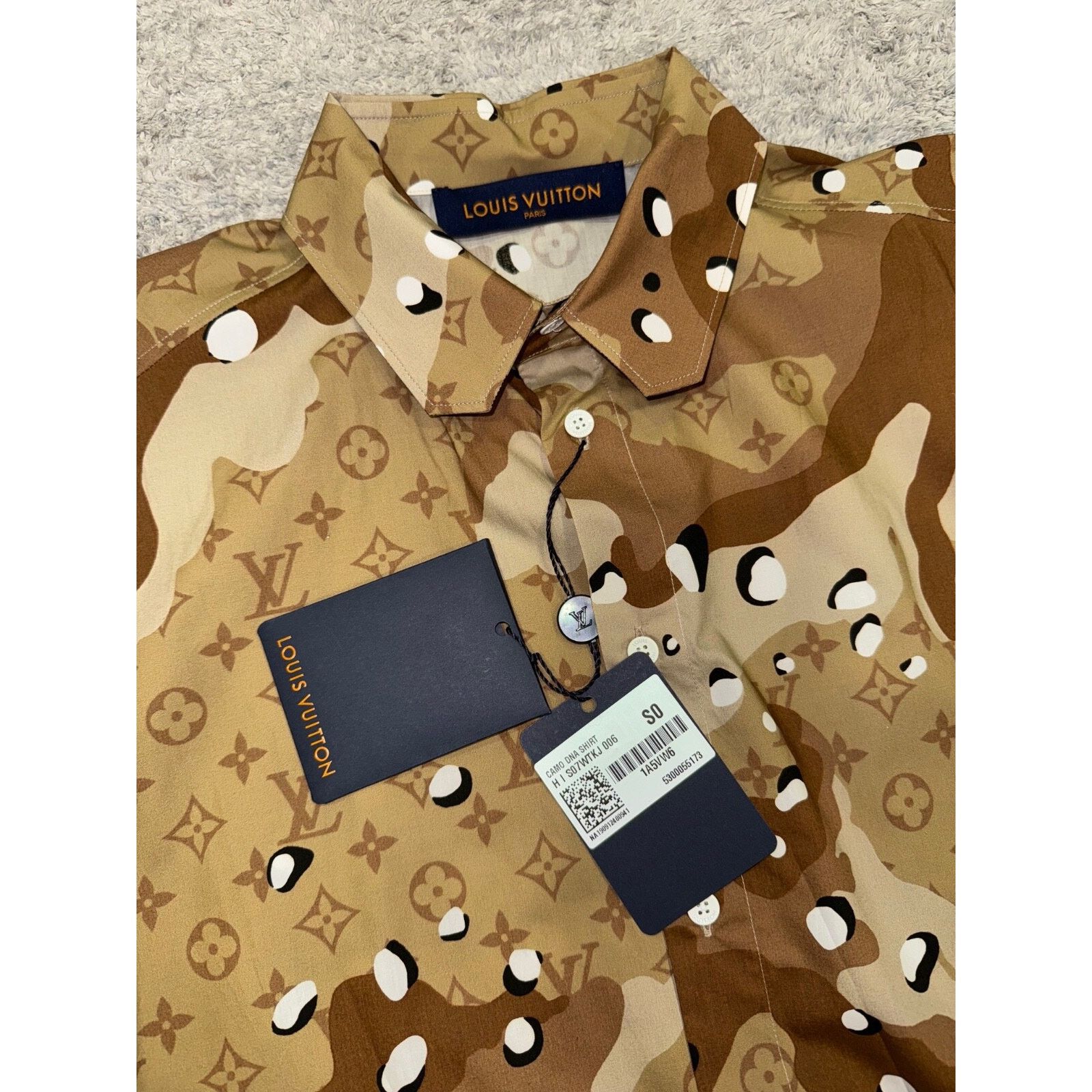 Louis Vuitton Louis Vuitton Desert Camo DNA Long Sleeve Logo Monogram Size US S / EU 44-46 / 1 - 9 Thumbnail