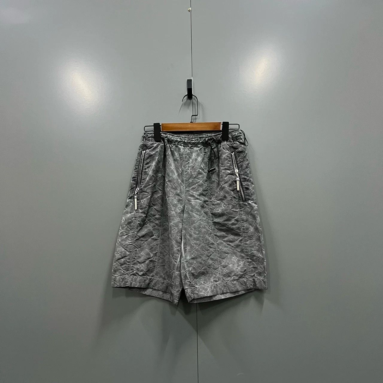 Louis Vuitton Louis Vuitton Monogram Shorts Size US 34 / EU 50 - 1 Thumbnail