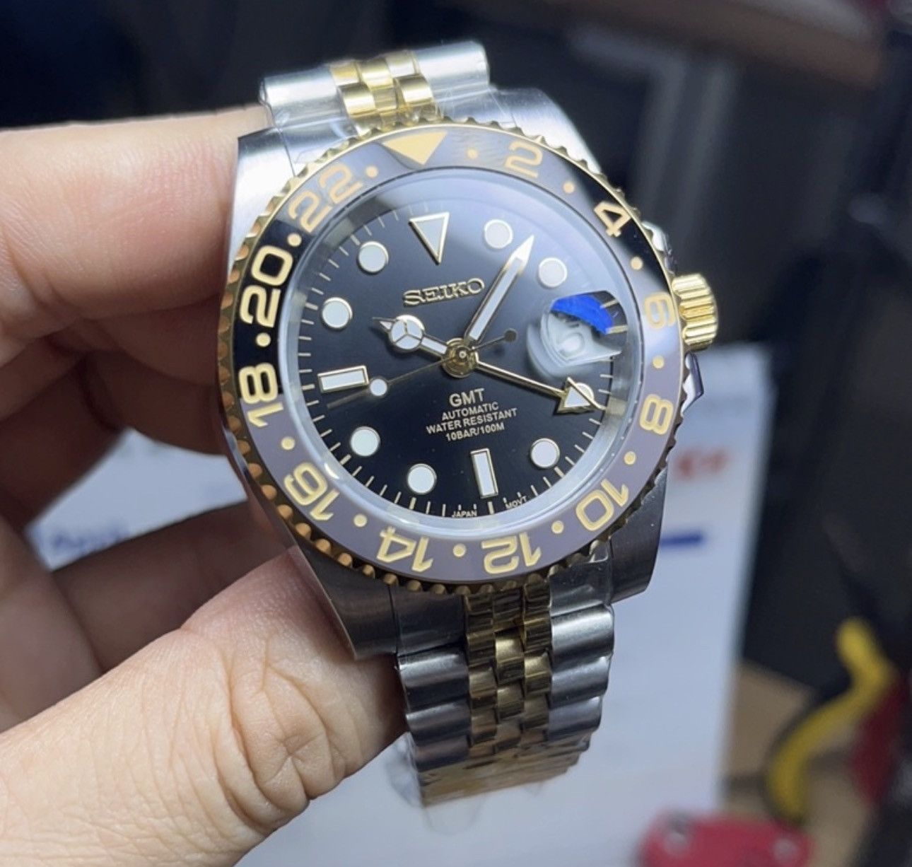 Japanese Brand Seiko Mod GMT-Master 2 Zombie Jubilee Gold Steel Watch NH34 Size ONE SIZE - 1 Thumbnail