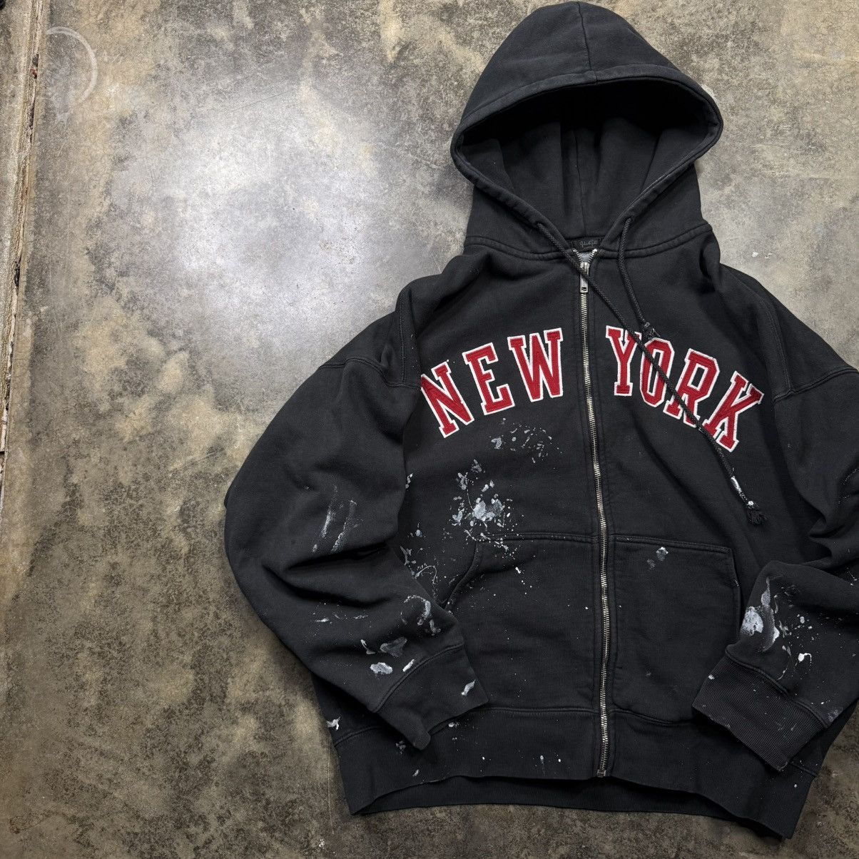 Vintage black baggy new york city painter zip up hoodie Size US XL / EU 56 / 4 - 3 Thumbnail