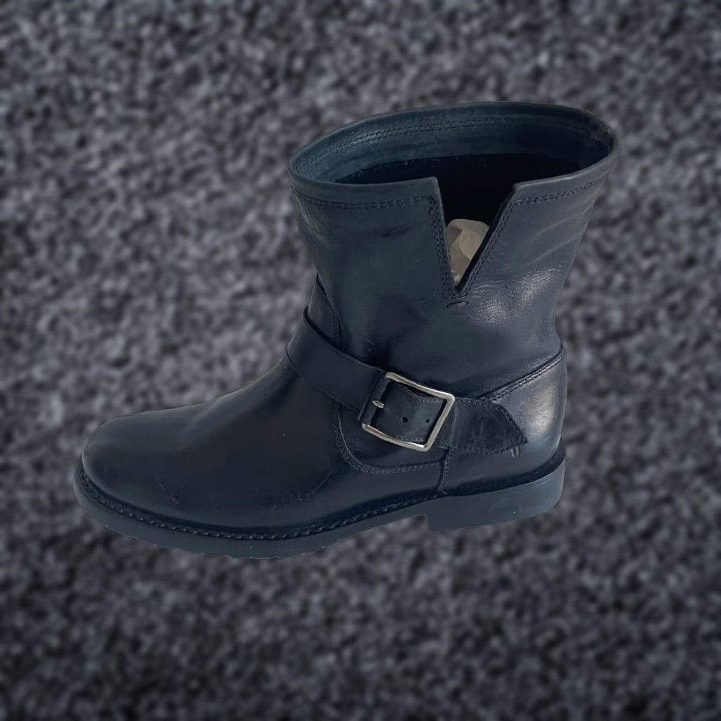 Frye Boots Leather Short Engineer Black 6B Natalie 3410645 Women Boots US 6 Black Leather Biker Very good pre-owned condition