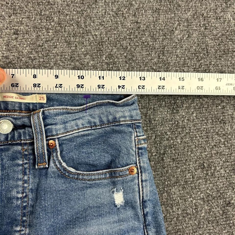 Levi's Levi's Jeans Womens 25 Wedgie Skinny Denim Light Wash Size 25" / US 0 / IT 36 - 4 Thumbnail