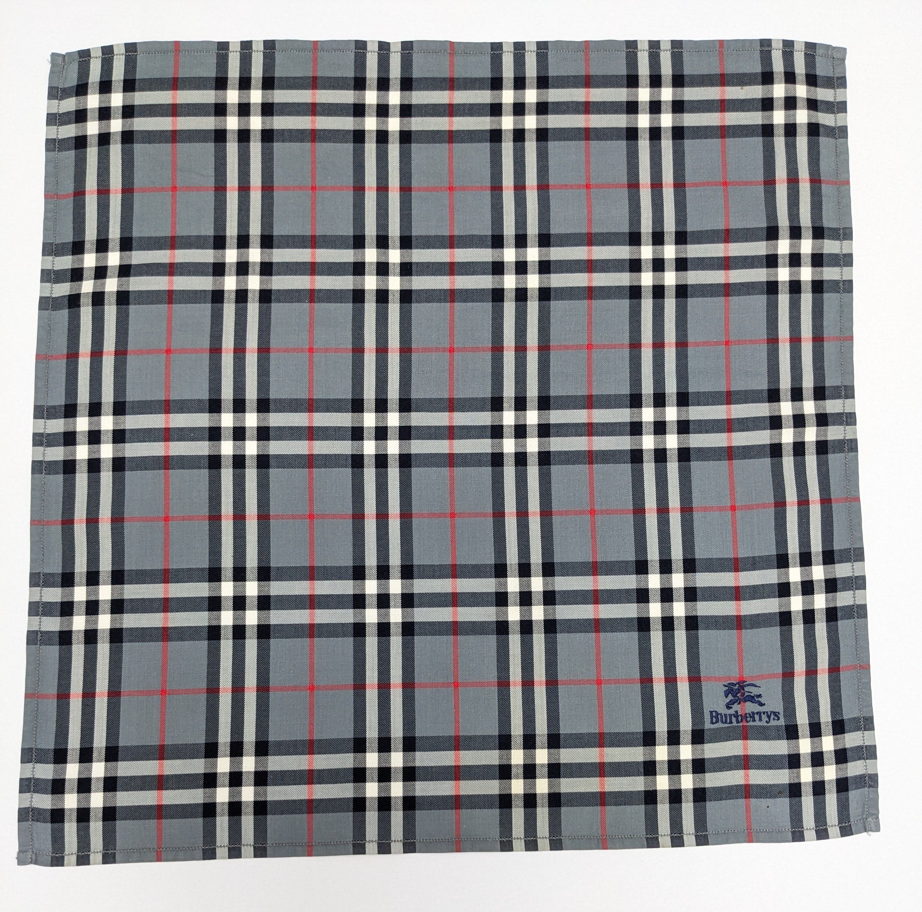 Burberry VINTAGE BURBERRYS LONDON NOVA CHECK HANDKERCHIEF Size ONE SIZE - 3 Thumbnail