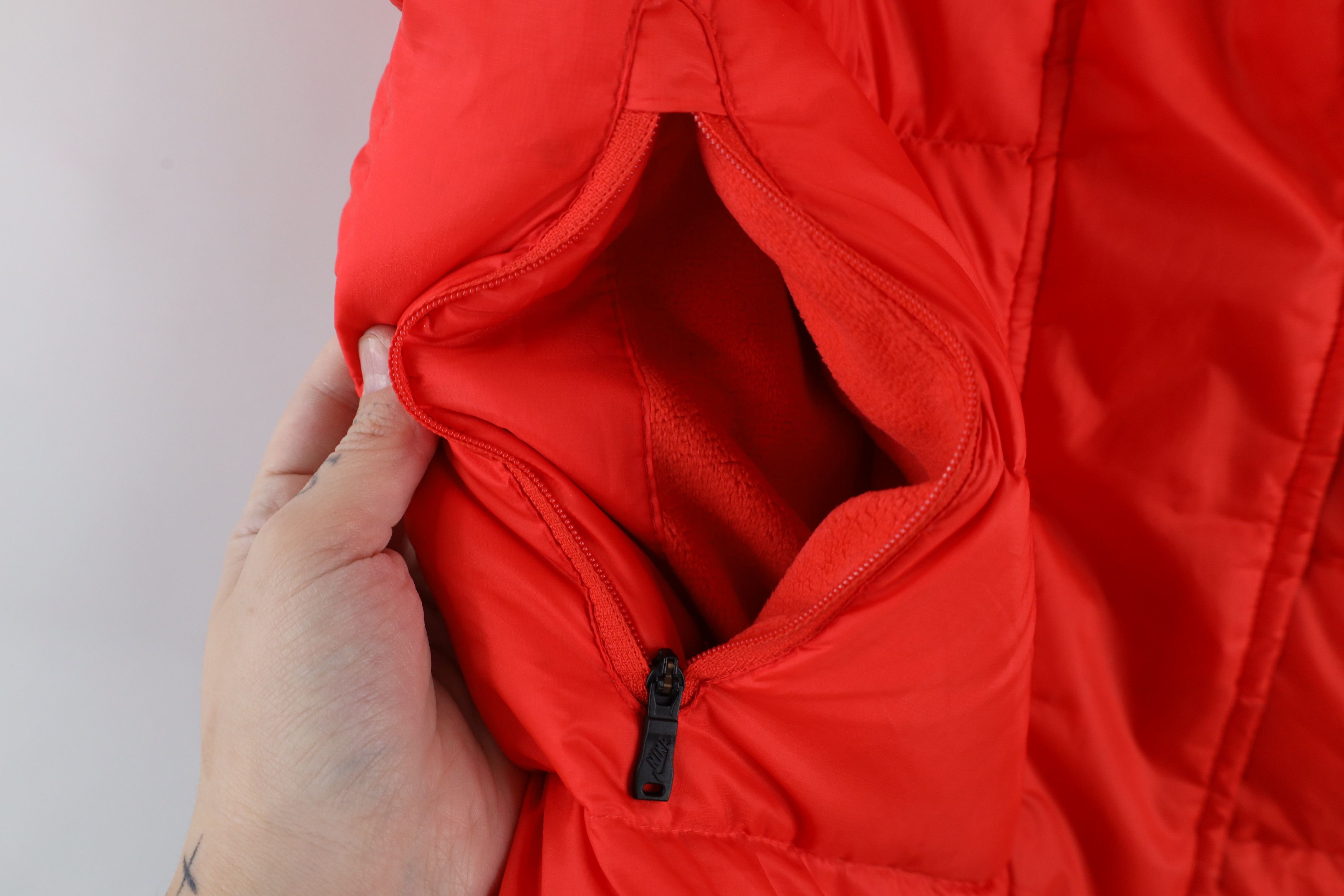 Nike × Vintage Nike Out Box Logo Duck Down Hooded Puffer Vest Jacket Red Size S / US 4 / IT 40 - 6 Thumbnail