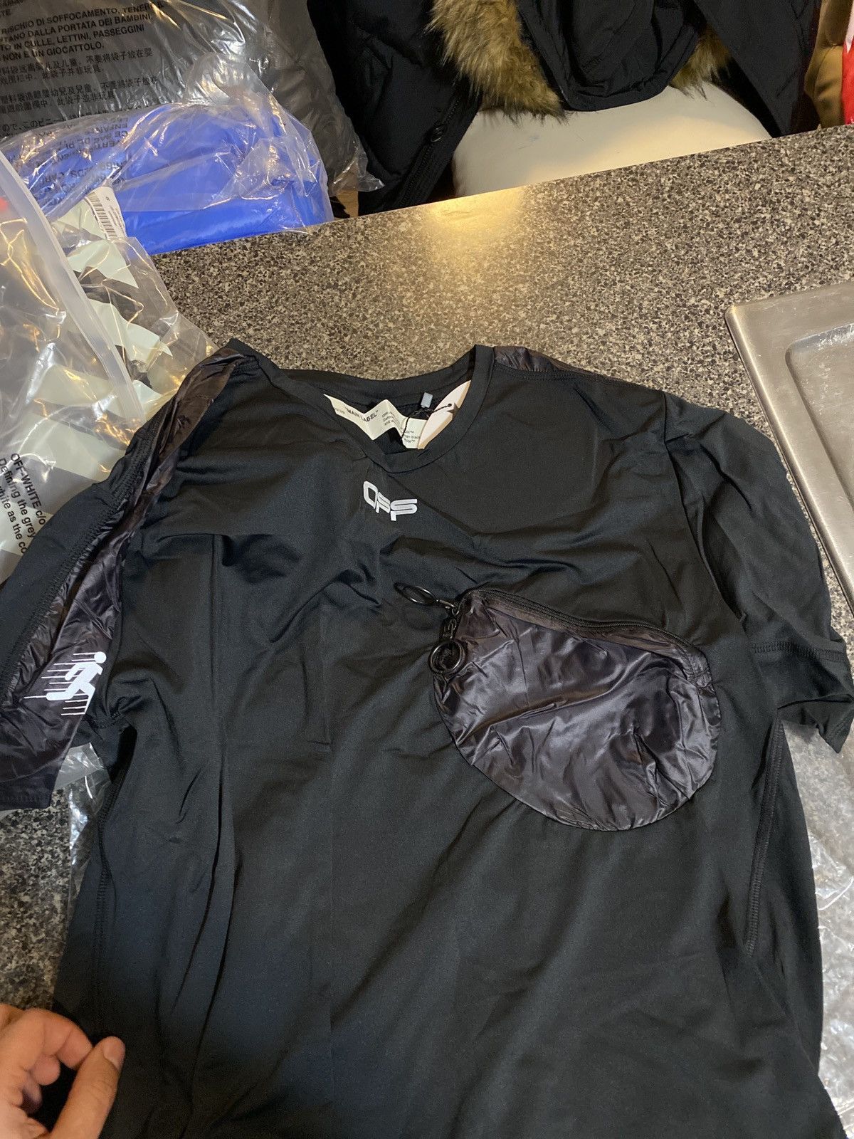 Off-White × Virgil Abloh Off-White Jogging T-Shirt Black Silver/ UO T-Shirt Size US M / EU 48-50 / 2 - 12 Thumbnail