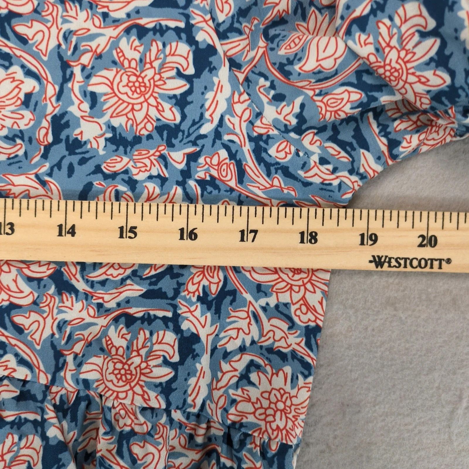 Other SundayUp Floral Tiered Midi Dress Sz S Puff Sleeves V-Neck Size S / US 4 / IT 40 - 4 Thumbnail