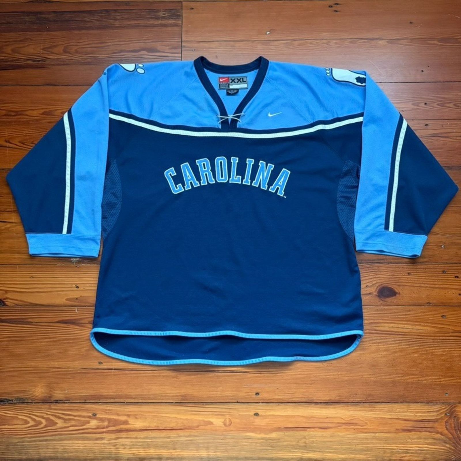 Nike × Vintage Vintage Nike UNC University Of North Carolina Hockey Jersey Size US XXL / EU 58 / 5 - 2 Thumbnail