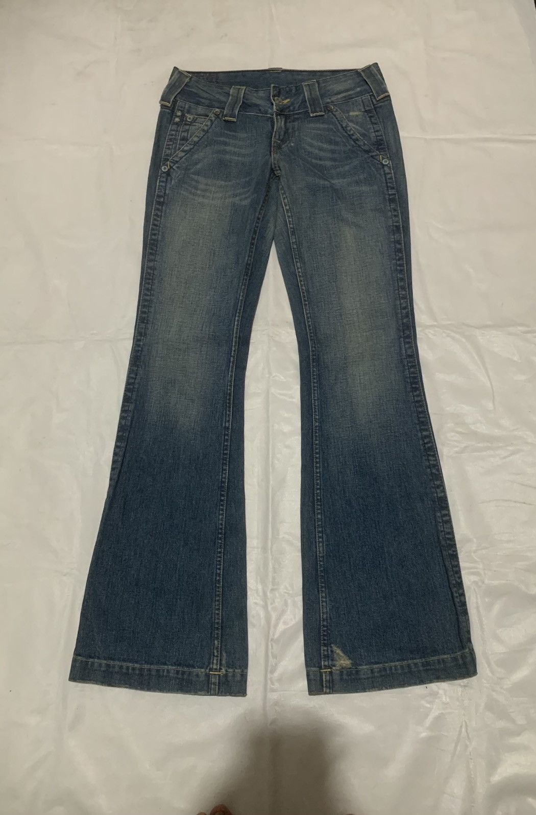 True Religion Japanese True Religion Flared Sammy Bootcut Jeans Size US 27 - 1 Thumbnail