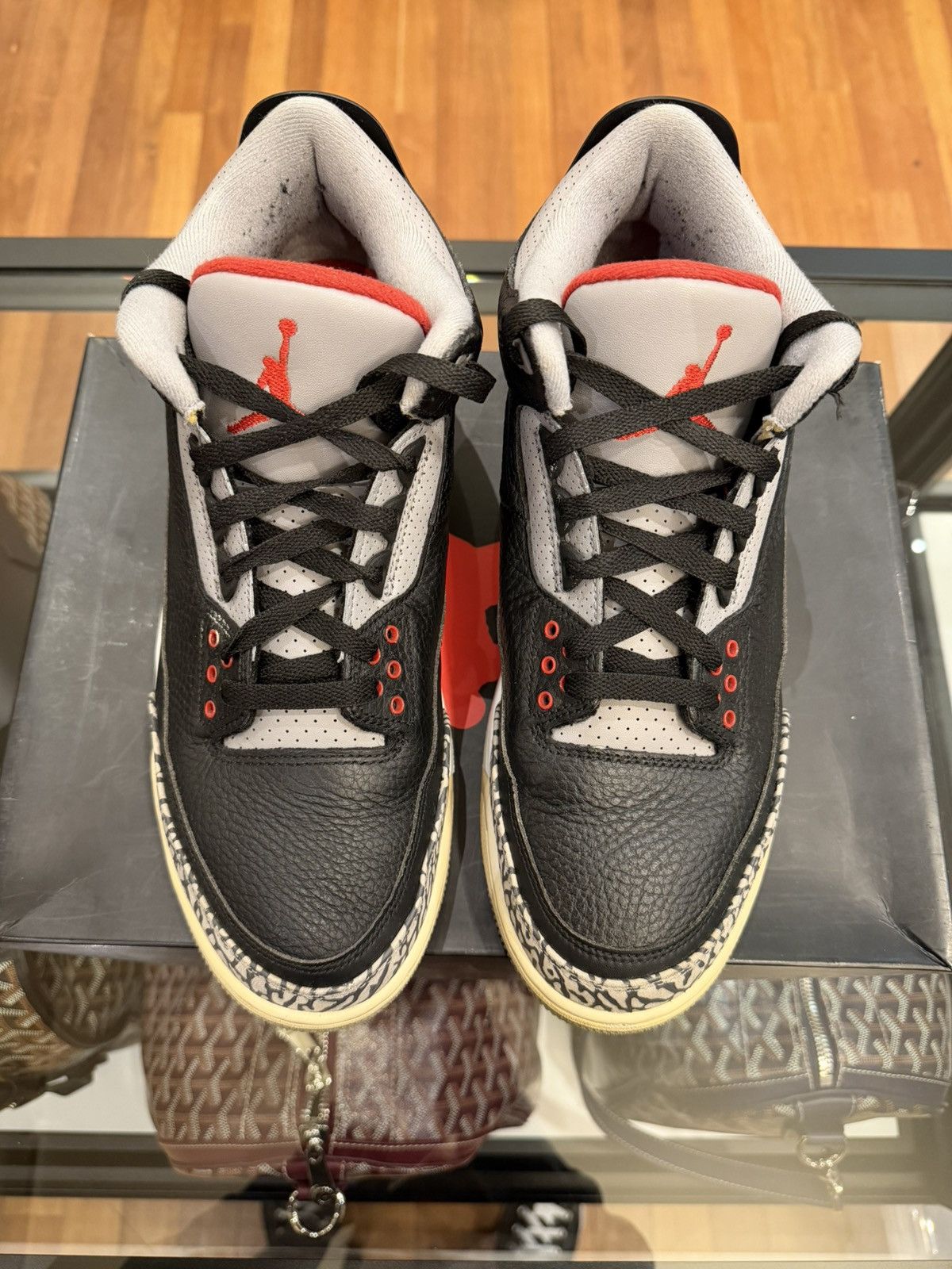 Jordan Brand Jordan 3 Retro 'Black Cement' (2018) Size US 10.5 / EU 43-44 - 4 Thumbnail