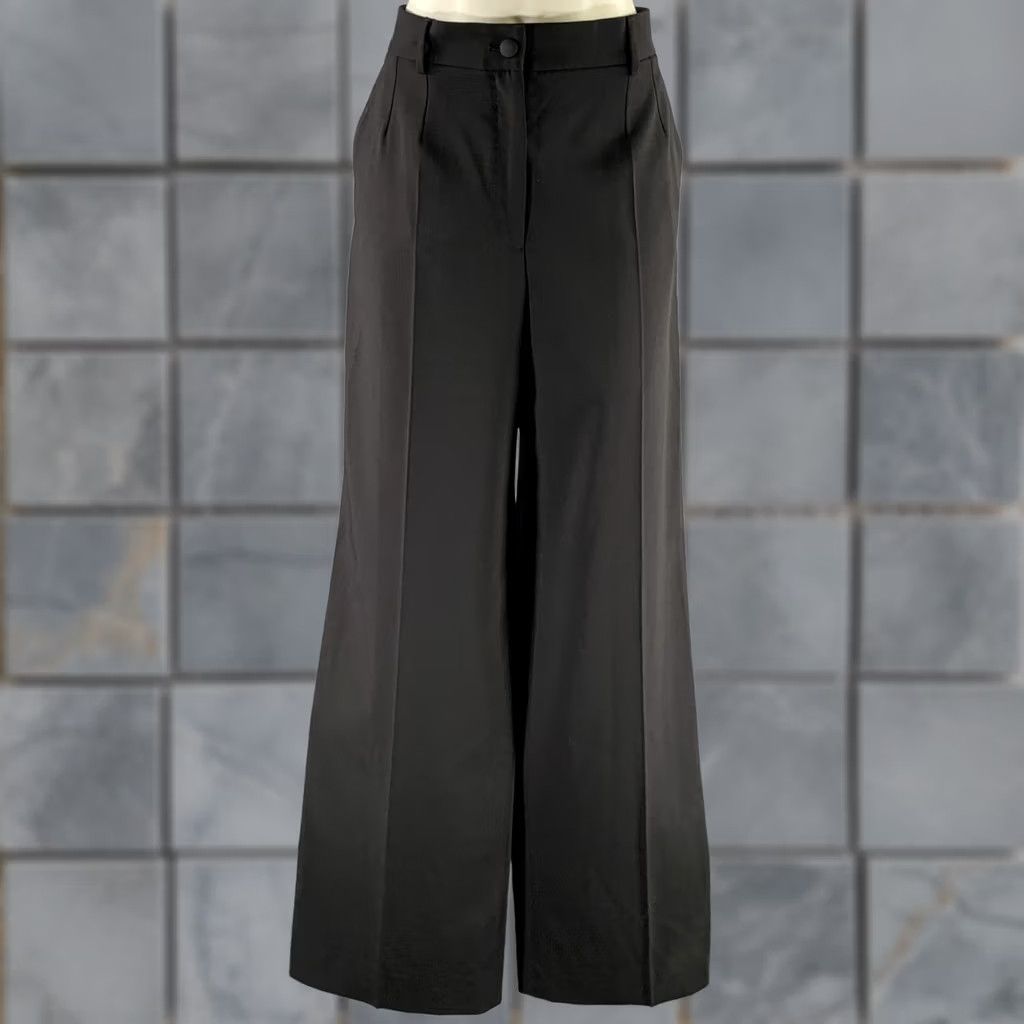 Dolce & Gabbana DOLCE & GABBANA Size 10 Black Wool Trouser Cut Pants Women Adult Regular Inseam 35 Virgin Wool Size 32" / US 10 / IT 46 - 1 Thumbnail
