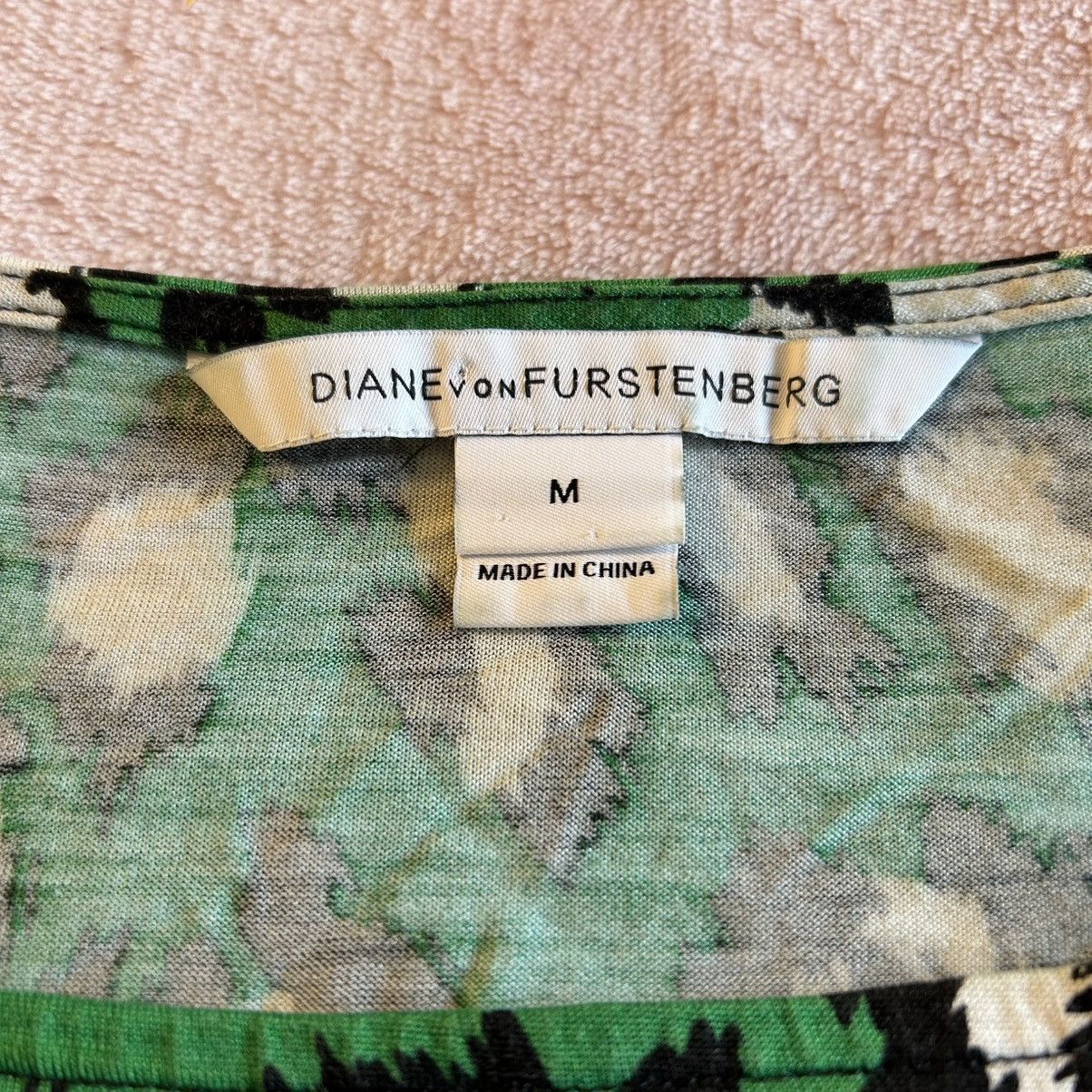Diane von Furstenberg Diane Von Fustenberg green leopard print LS silk blend M Size M / US 6-8 / IT 42-44 - 5 Thumbnail