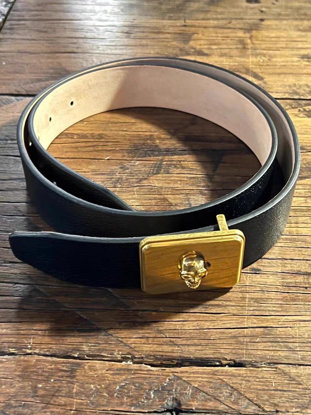 Alexander McQueen Alexander McQueen Black Embossed Gold Skull Belt Ｑ25 Size ONE SIZE - 1 Thumbnail