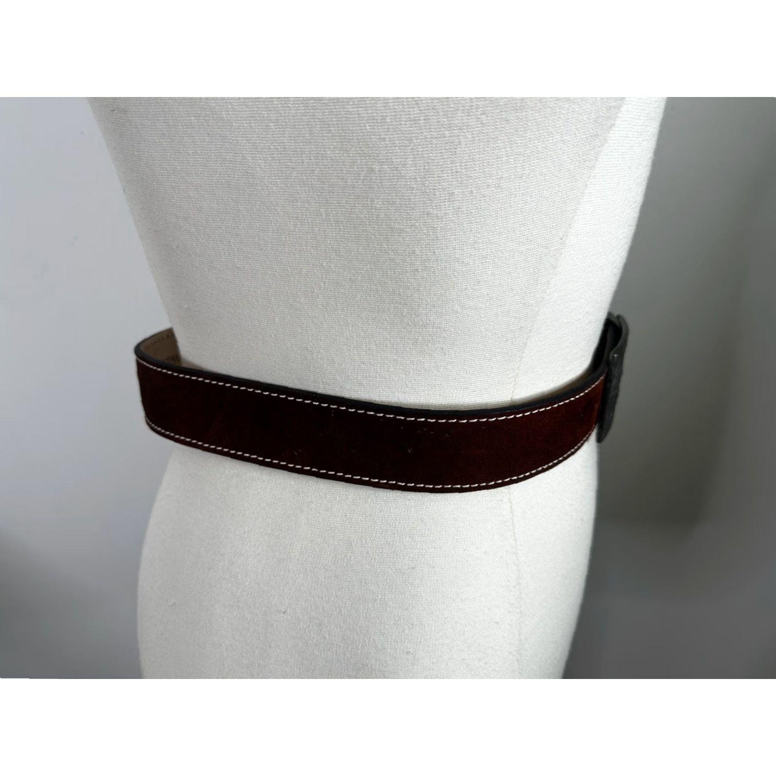 Vintage VINTAGE K-Mart Leather Belt Henry Ford Buckle Medium 34-36 Genuine Split Cow Hide Western Belt Mens N/A Size ONE SIZE - 4 Thumbnail