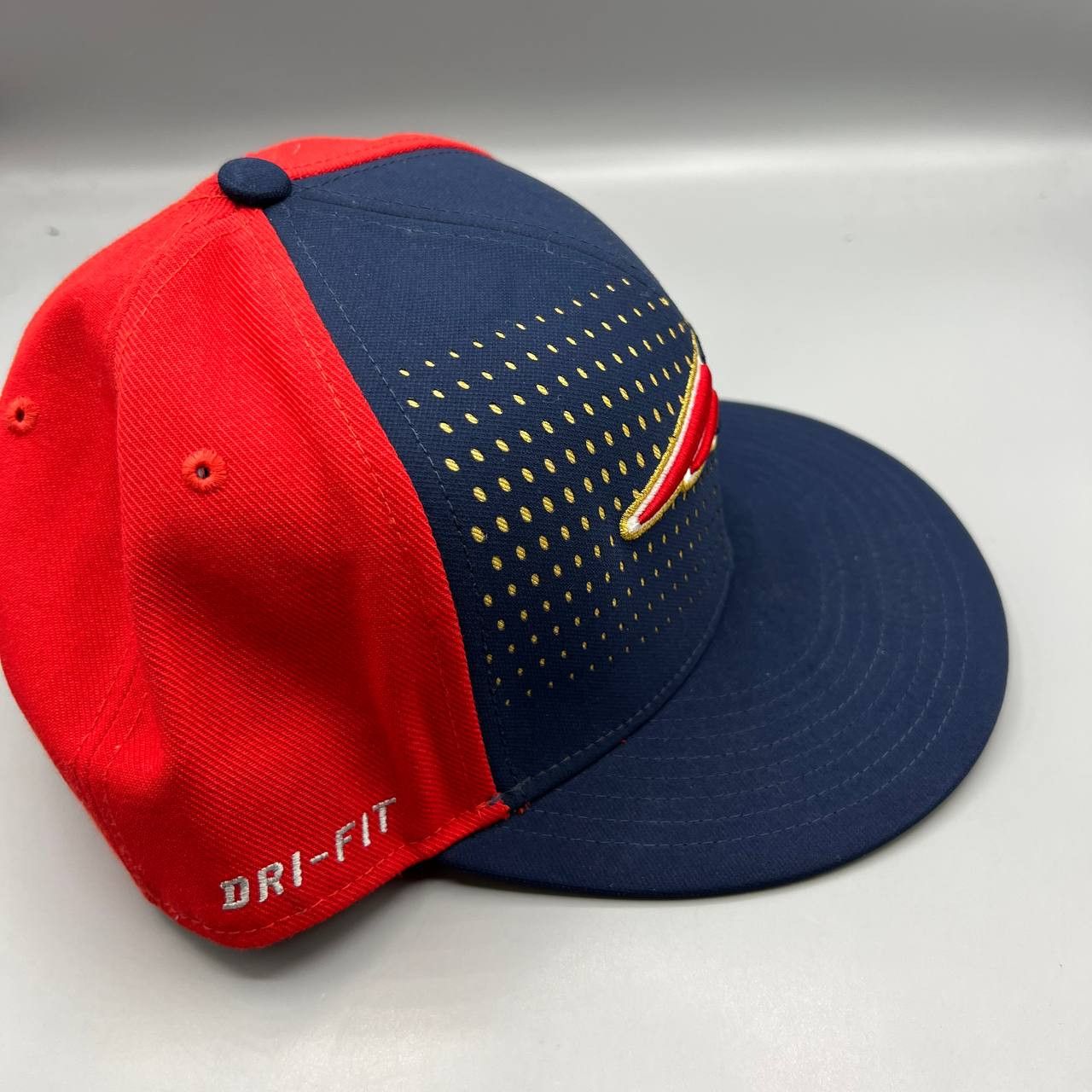 Nike New England Patriots Dri-Fit Hat Men Nike True Snap Back Cap Size ONE SIZE - 3 Thumbnail