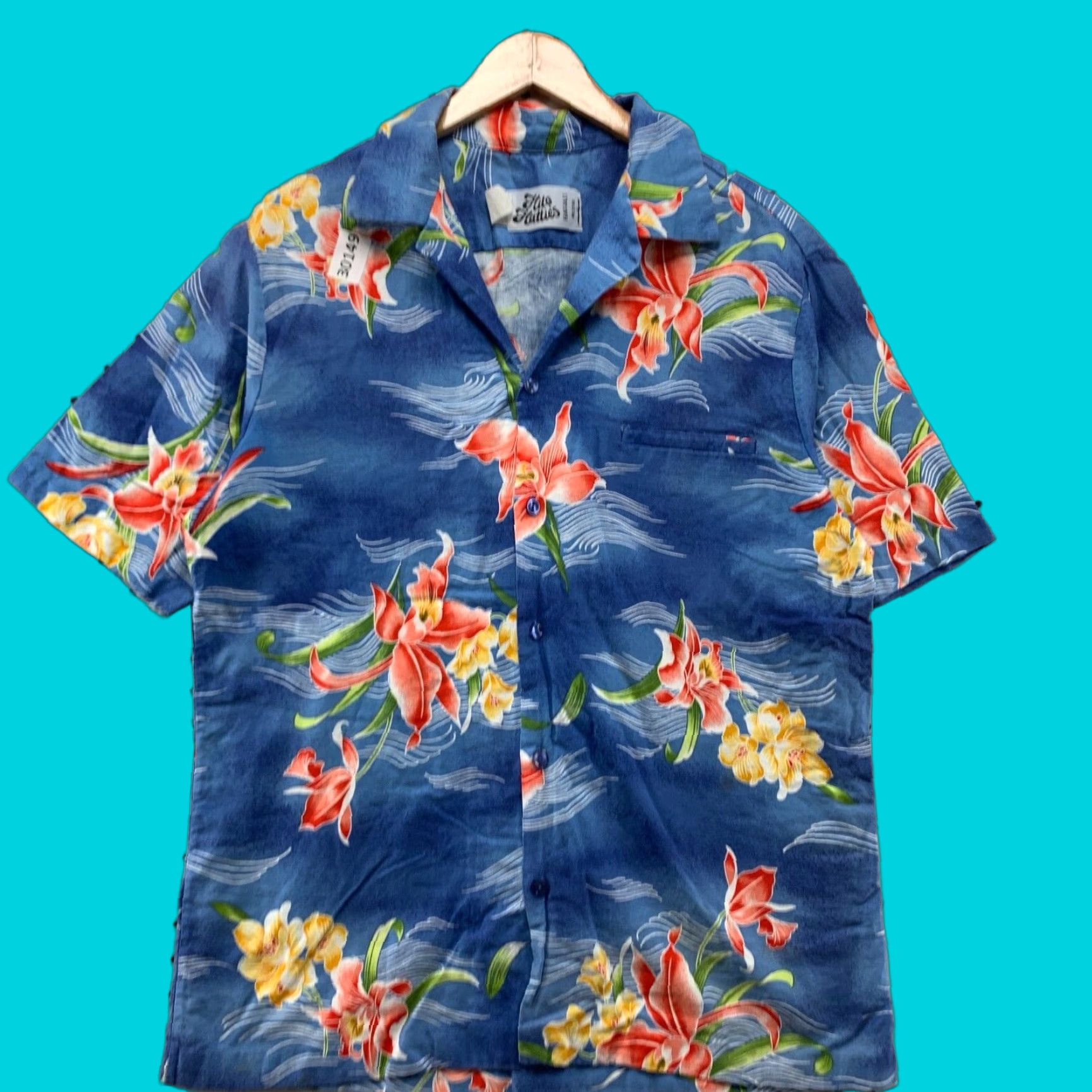 VINTAGE Hilo Hattie Hawaiian Button-Up Shirt Mens L Blue Floral Aloha USA 22x29
