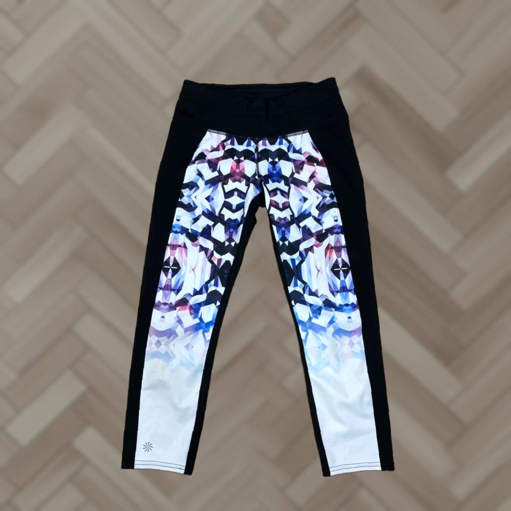 Athleta Athleta Leggings Capri Women S Black Geometric Yoga Casual Pull On Athletic Size 28" / US 6 / IT 42 - 1 Thumbnail