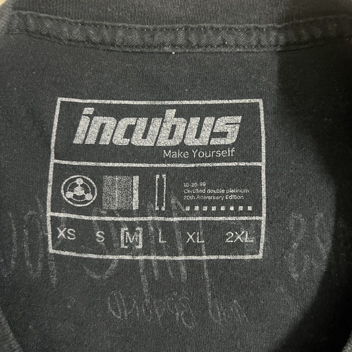 Band Tees INCUBUS TOUR TEE Size US M / EU 48-50 / 2 - 6 Thumbnail