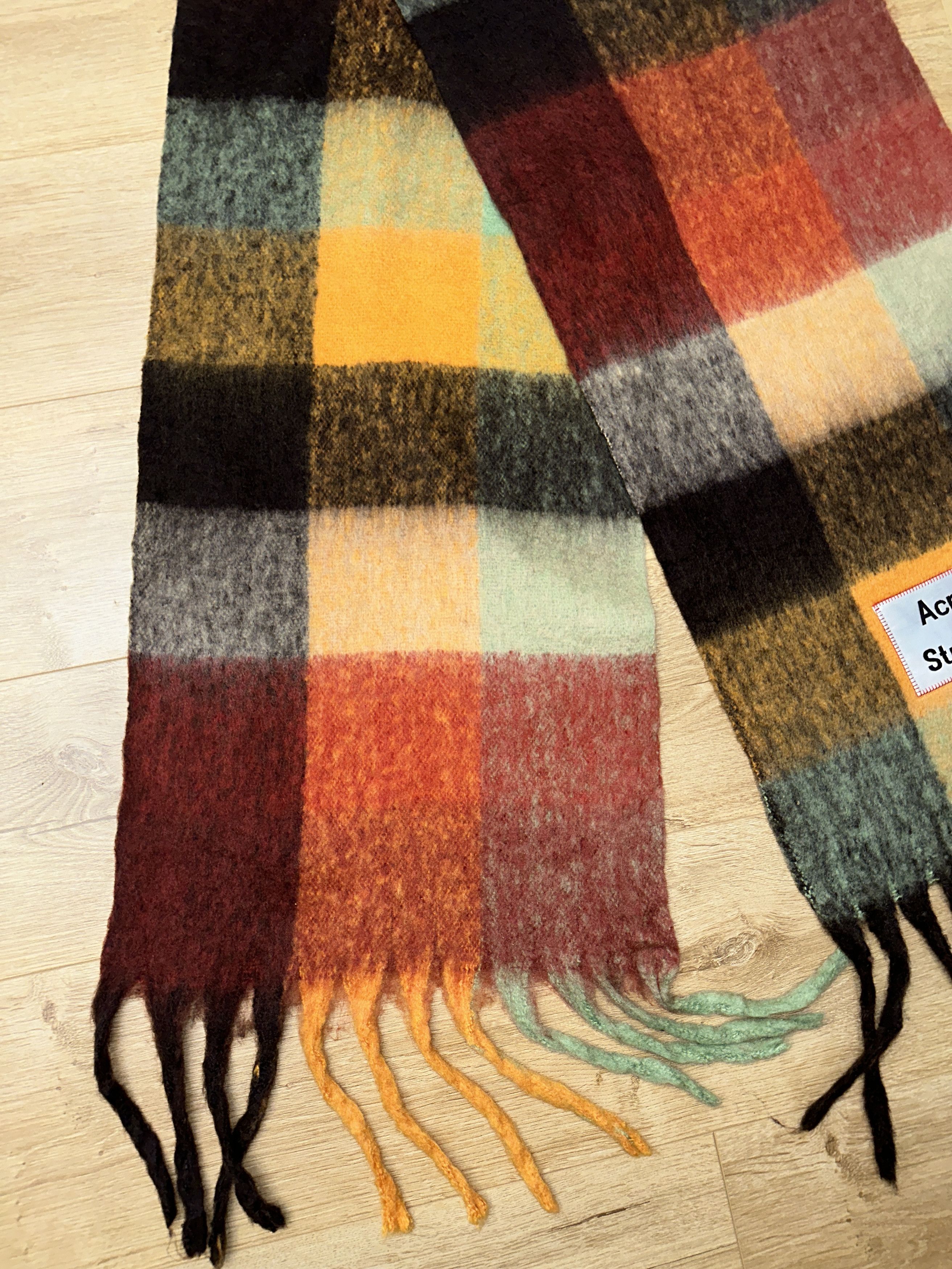 Acne Studios Acne Studios Check Wool Mohair Scarf Unisex 250cm Size ONE SIZE - 6 Thumbnail