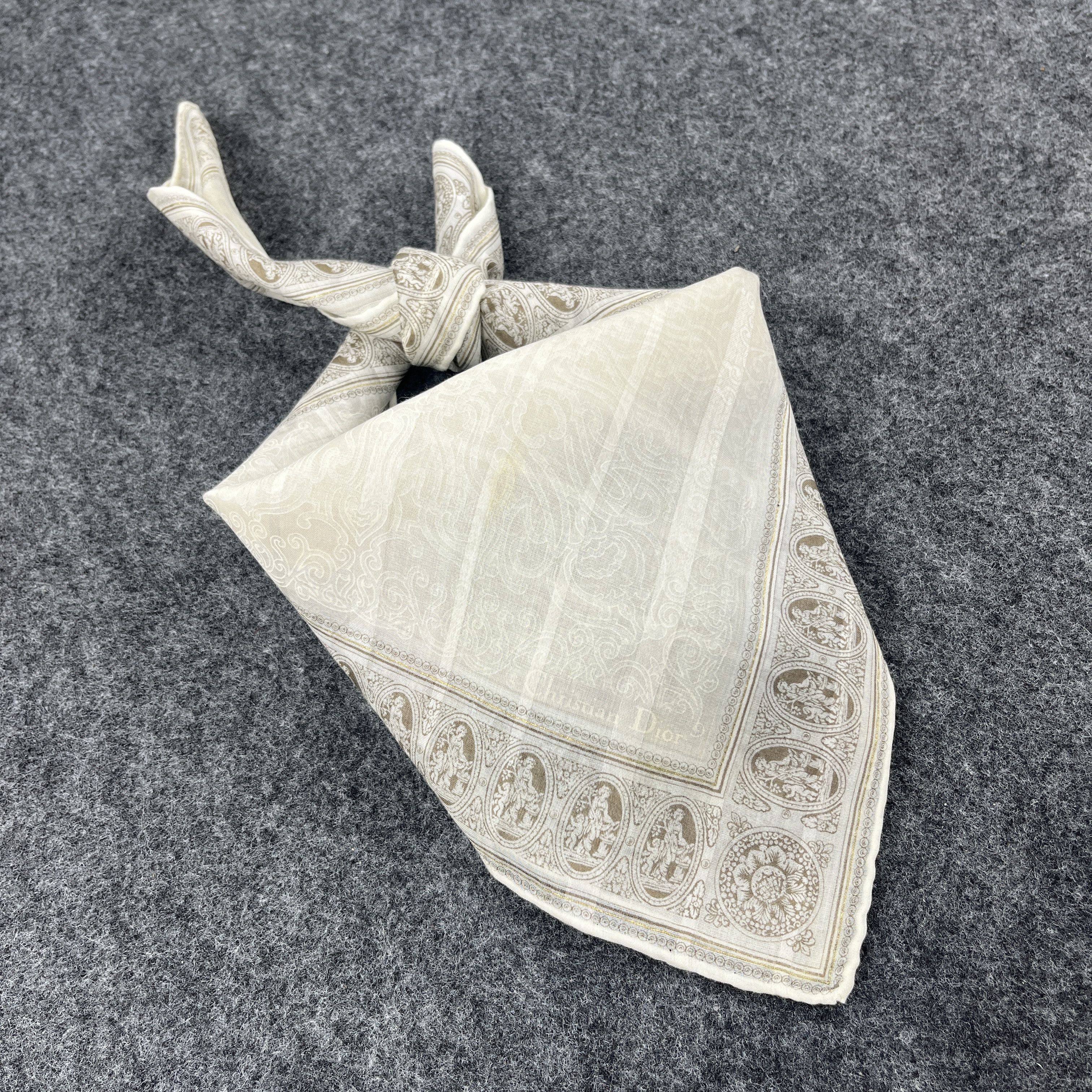 Vintage Christian Dior Handkerchief / Bandana / Neckerchief B463 Size ONE SIZE - 10 Thumbnail