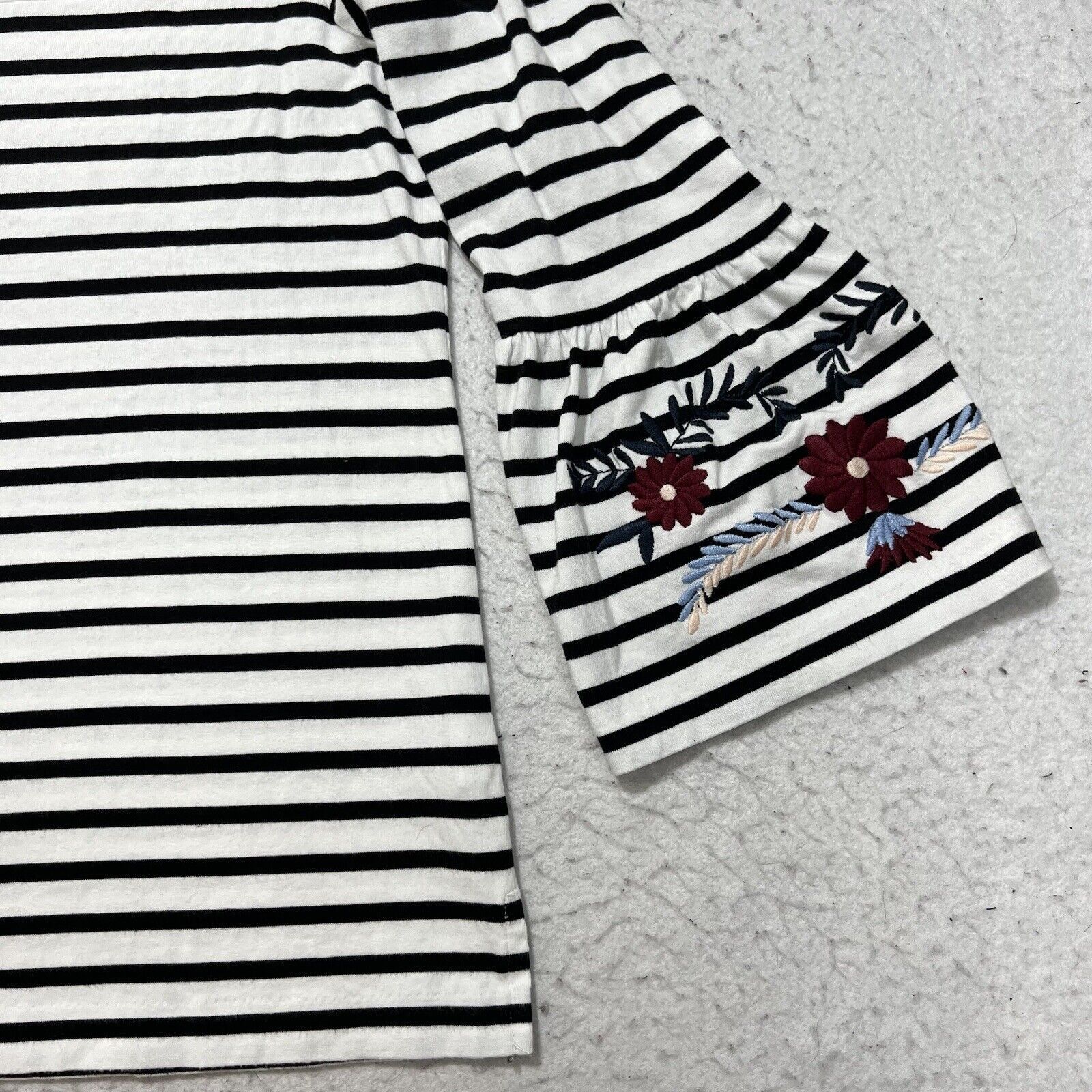 J.Crew J. Crew Embroidered Floral Top Black White Striped Size M / US 6-8 / IT 42-44 - 4 Thumbnail