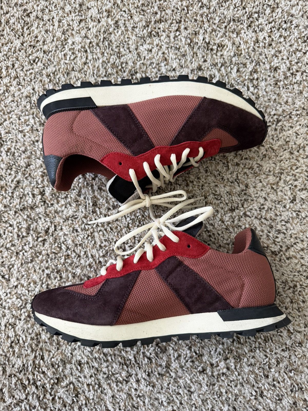 Maison Margiela Maison Margiela Replica Sneaker Men's Sz 9 | Grailed