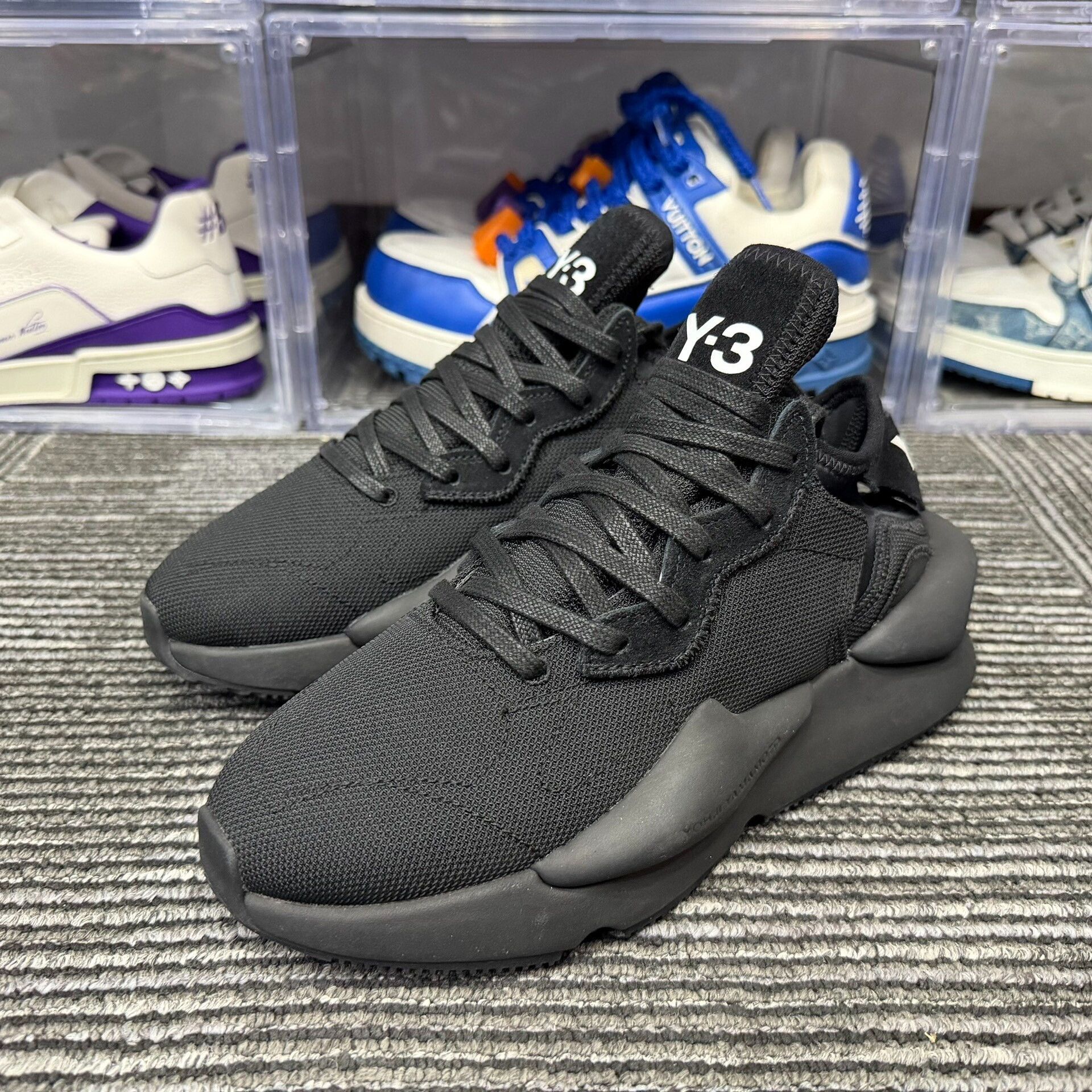 Y-3 Y-3 Casual Lowtop Sneakers us_8 Women Size US 8 / IT 38 - 1 Thumbnail