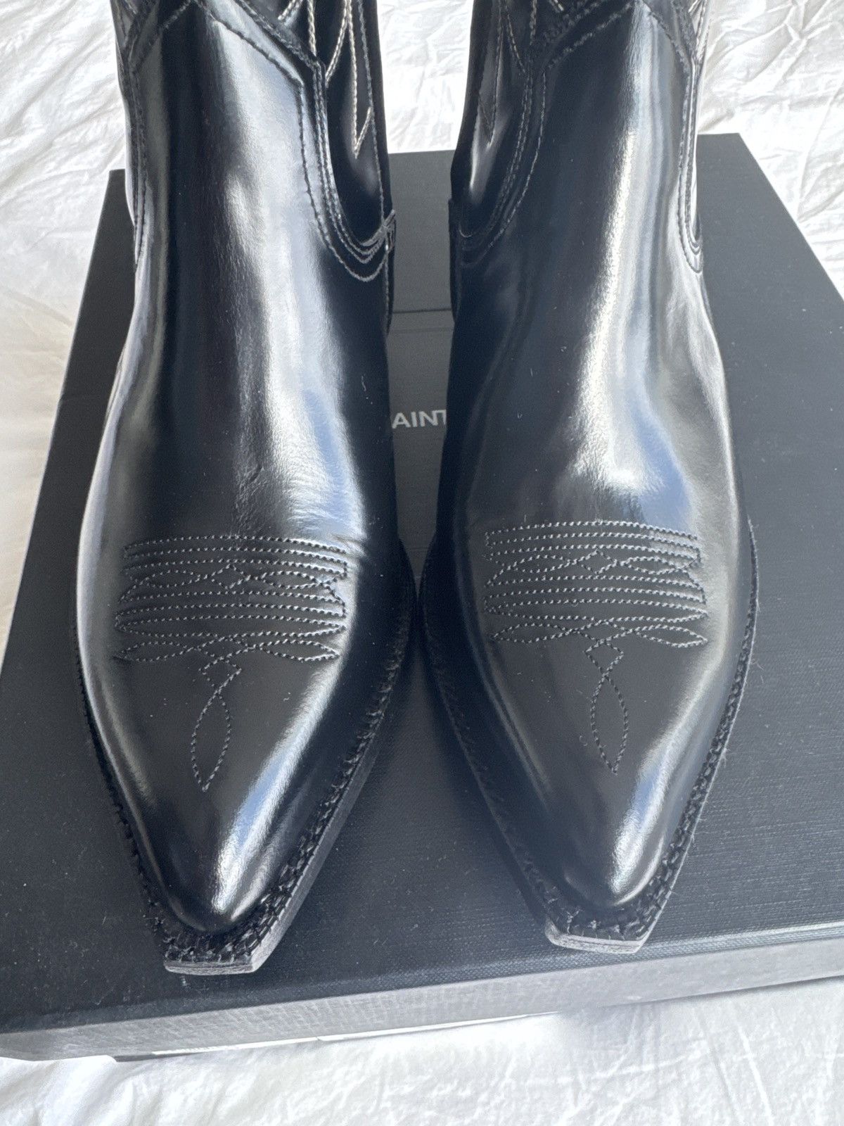Saint Laurent Paris Saint Laurent Santiag 40, size 39 Size US 6 / EU 39 - 4 Thumbnail
