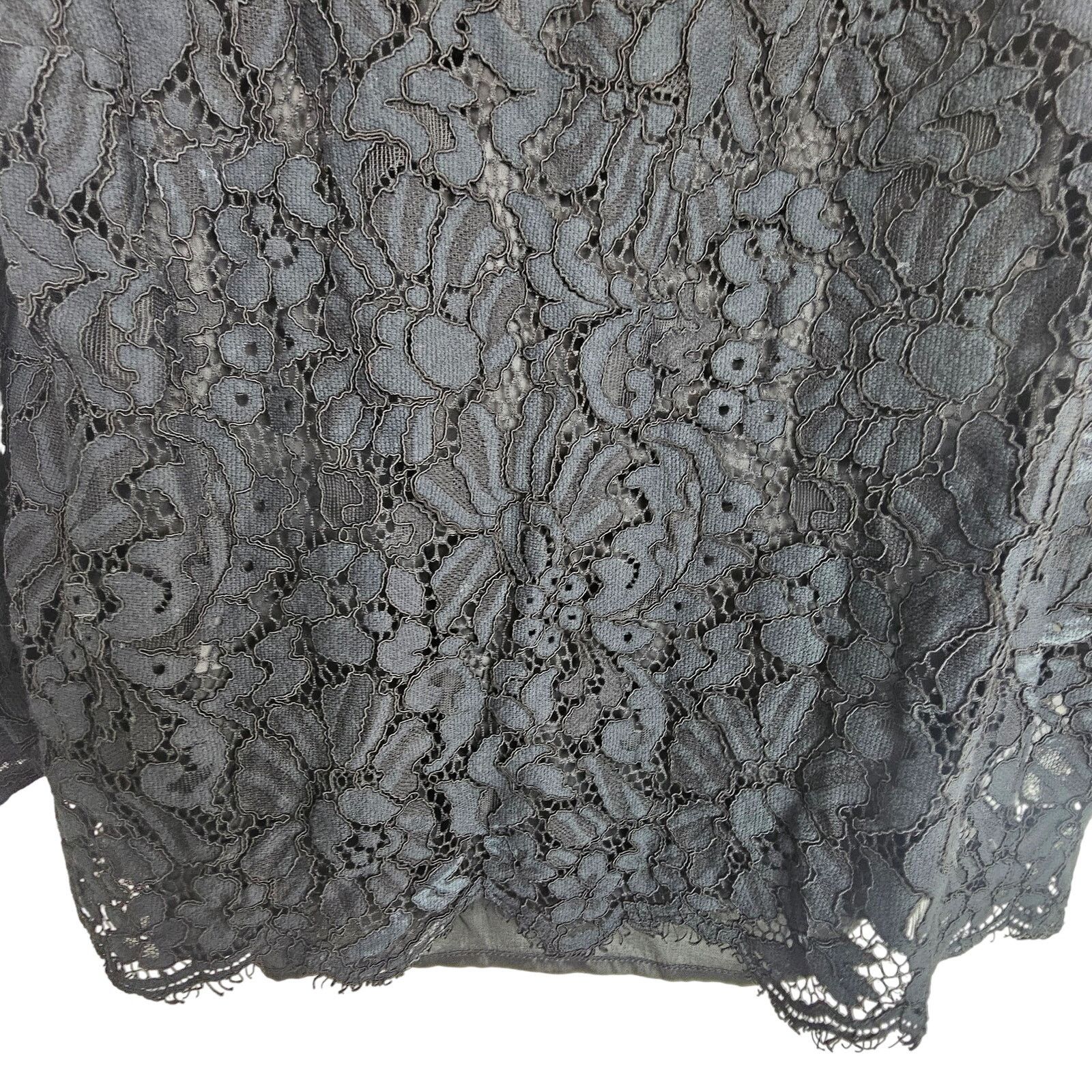 Brooks Brothers Brooks Brothers Red Fleece Women Floral Lace Blouse 6 Preppy Size M / US 6-8 / IT 42-44 - 3 Thumbnail
