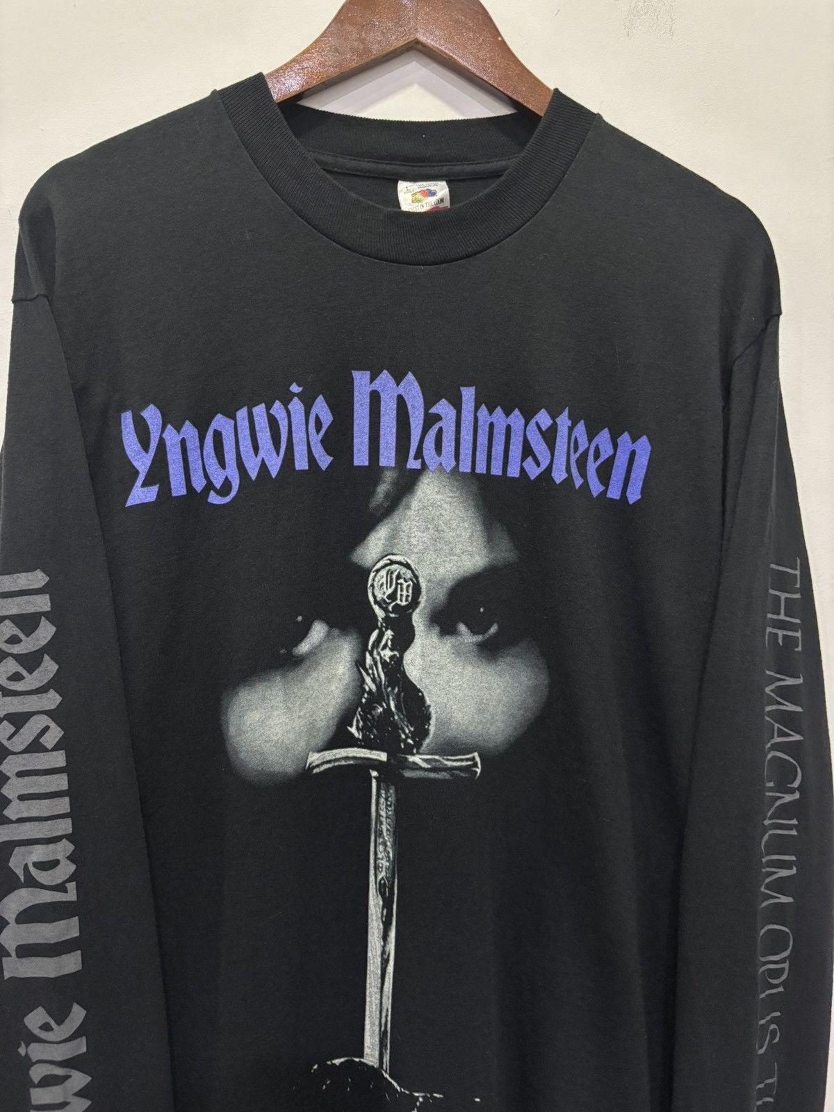 Band Tees Vintage Yngwie Malmsteen Japan 1995 Tshirt Size US L / EU 52-54 / 3 - 3 Thumbnail
