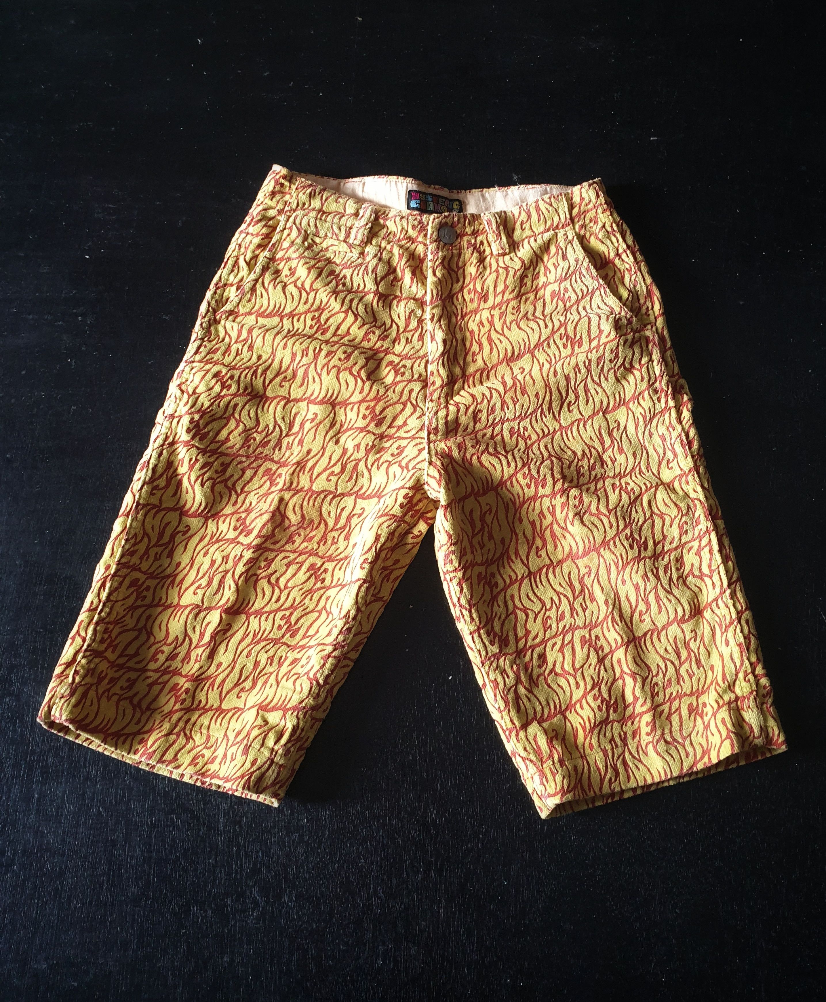 Hysteric Glamour Vintage Hysteric Glamour Spell Out Logo Corduroy Short Pants Size US 27 - 1 Thumbnail