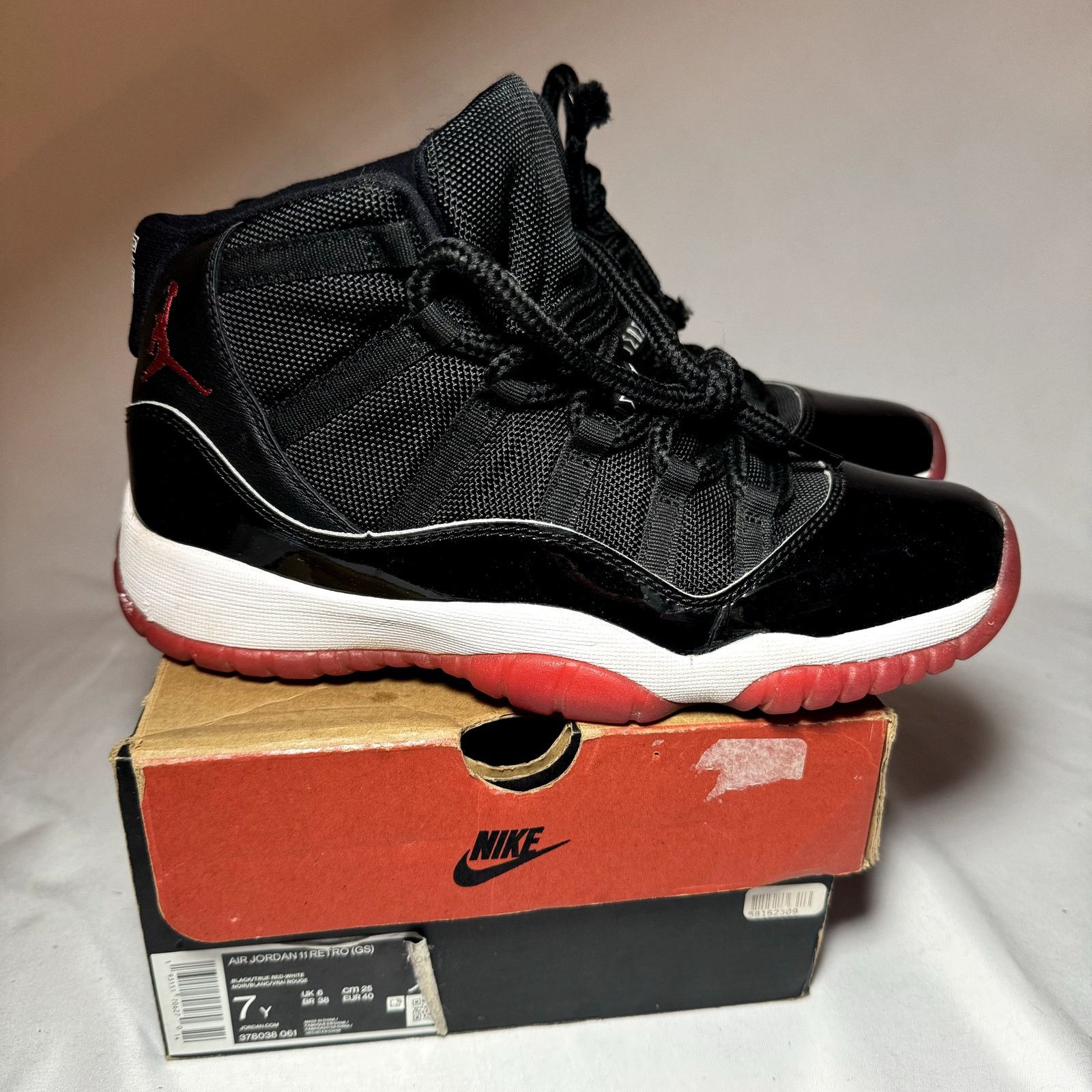 Jordan Brand × Nike Size 7 - Nike Air Jordan 11 Retro GS Bred 2019 Men's Shoes Size US 7 / EU 40 - 1 Thumbnail