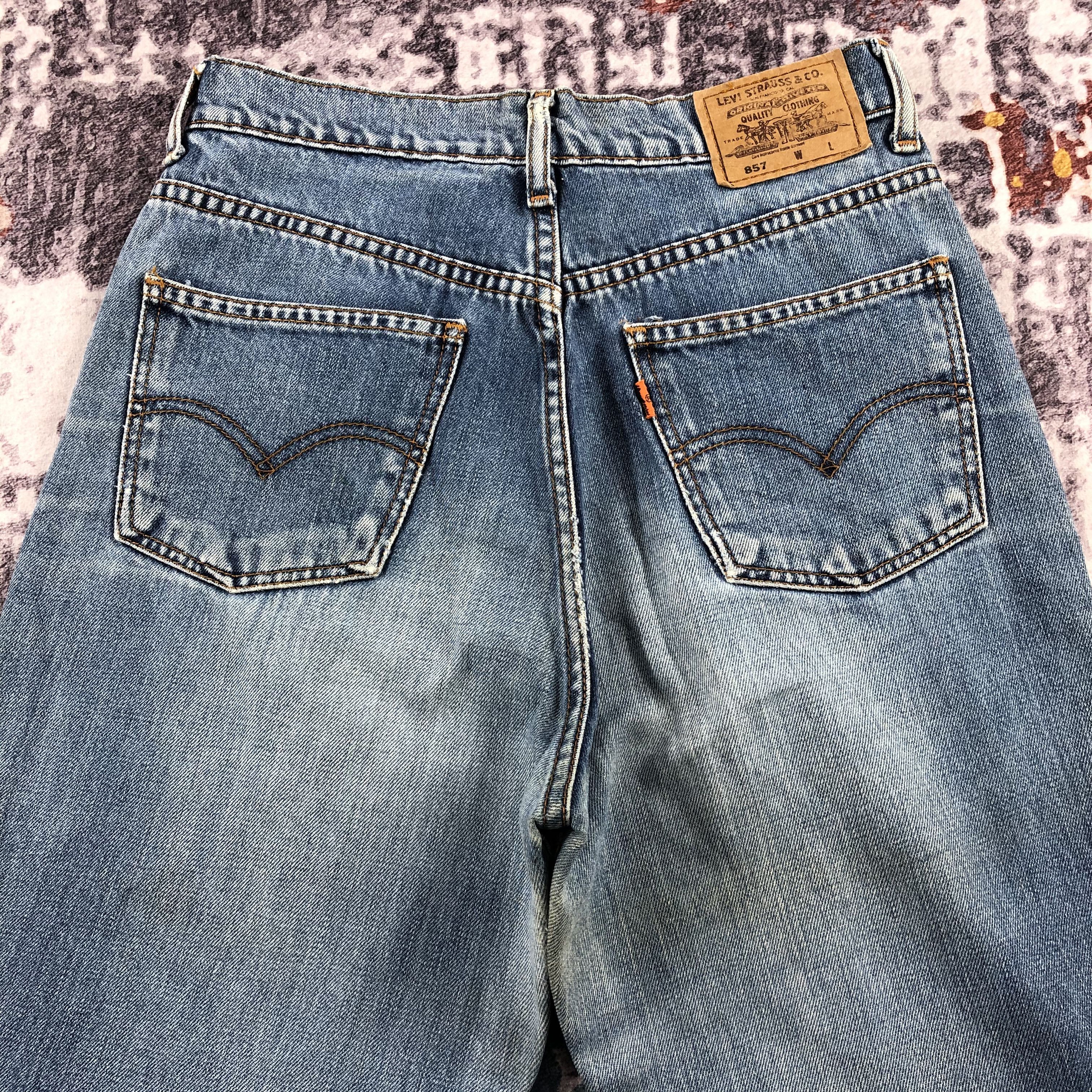 Levi's × Vintage 90s Vintage Blue Wash Levis 857 Flare Jeans-JM2139 Size 27" / US 4 / IT 40 - 4 Thumbnail