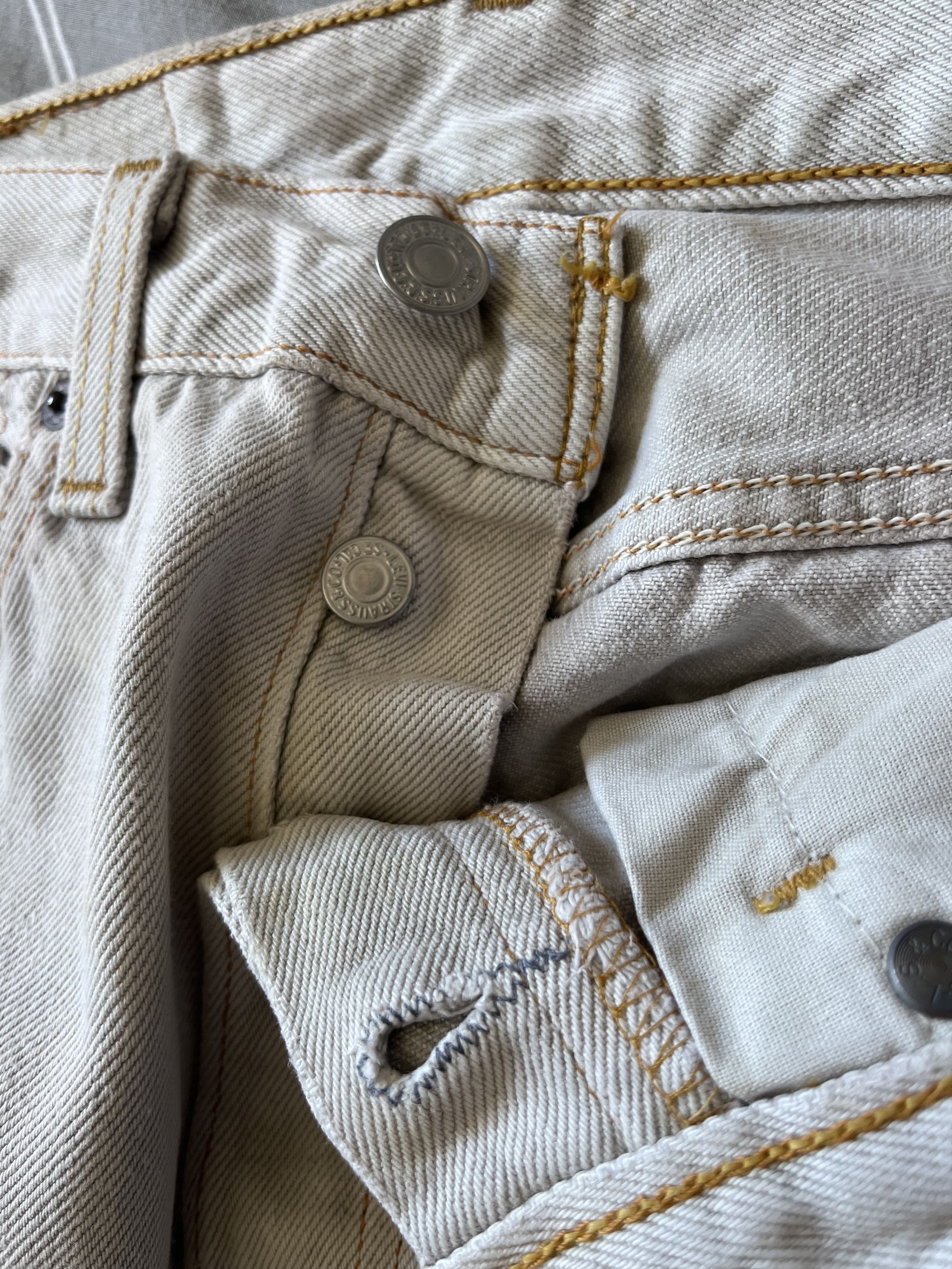 Levi's Levi’s 501XX Men’s Jeans W28 L34 – USA 1995 – Beige– Vintage Size US 30 / EU 46 - 3 Thumbnail