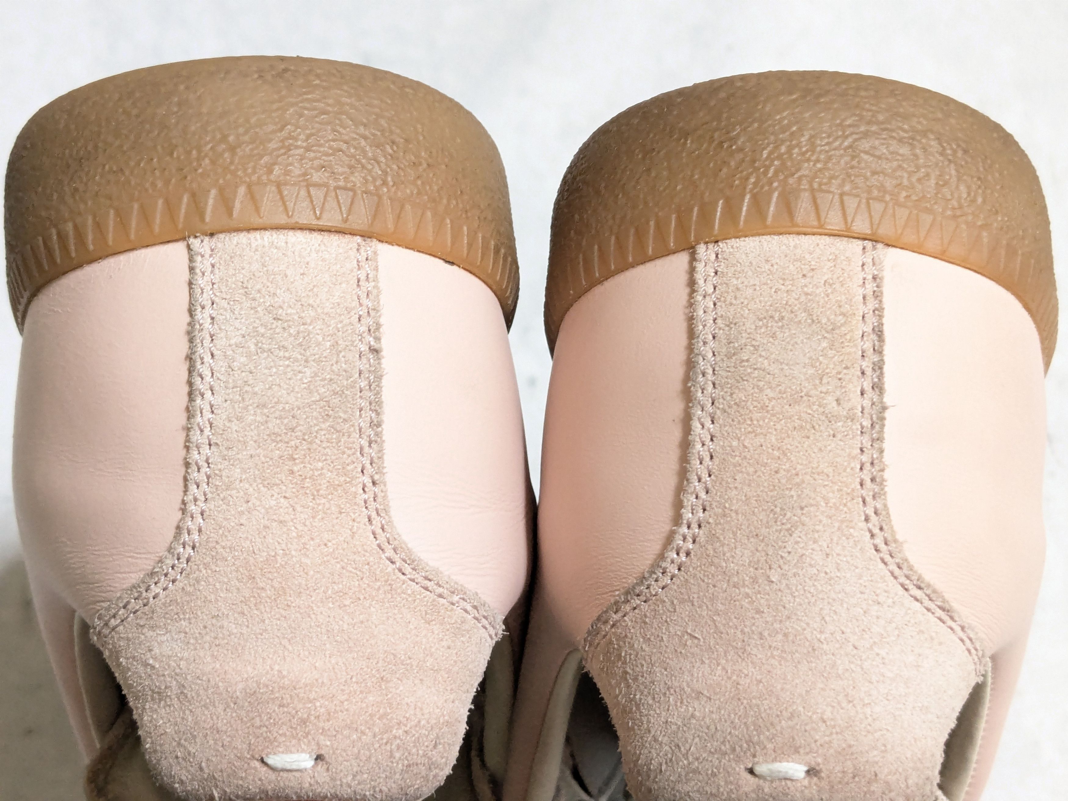 Maison Margiela Maison Margiela Replica GAT Pink 9 42 Low Tops Gum Size US 9 / EU 42 - 16 Thumbnail