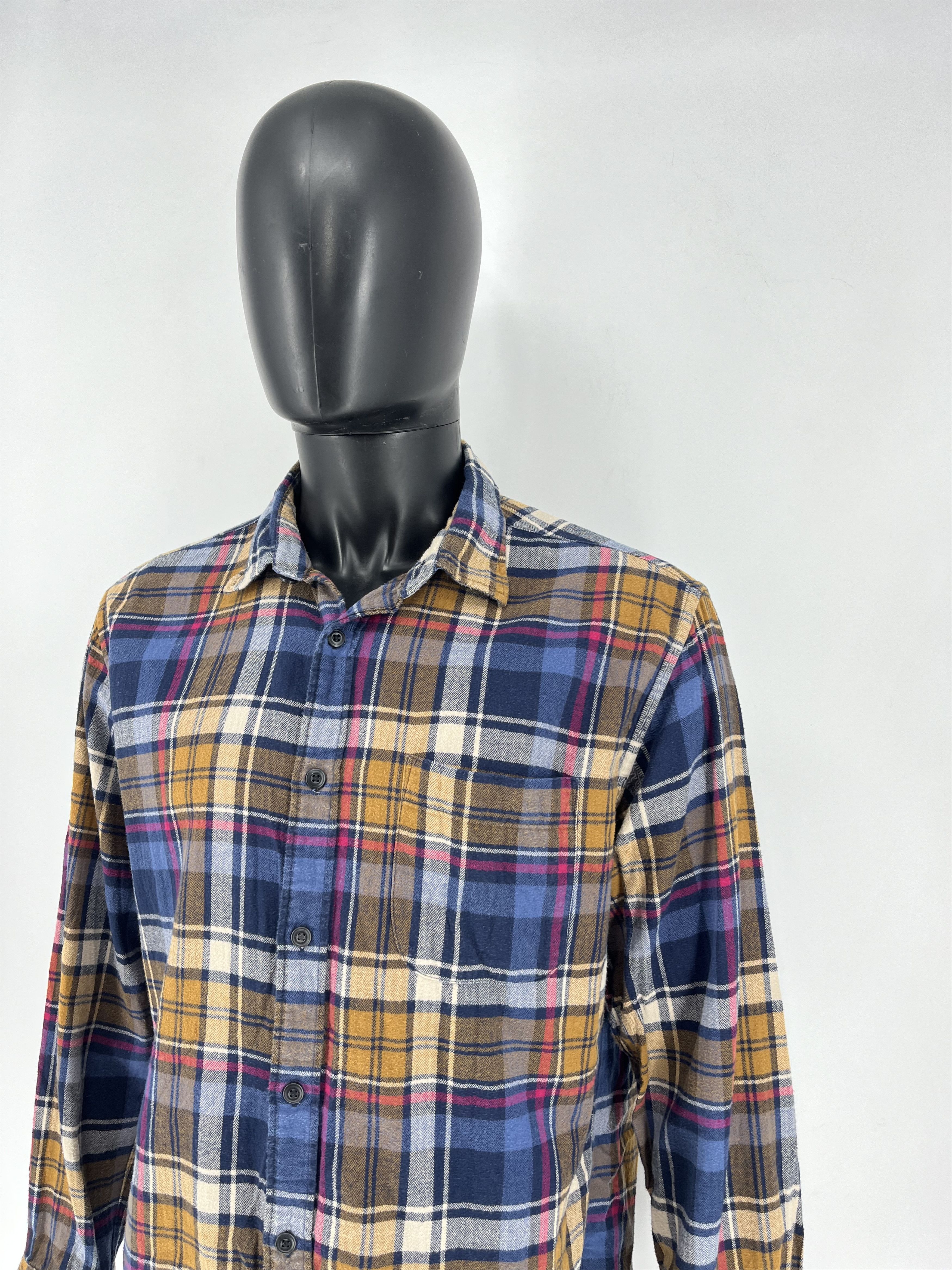 Flannel × Uniqlo × Vintage Vintage Uniqlo Flannel Shirt Button Up Travis Scott Style Size US XL / EU 56 / 4 - 4 Thumbnail