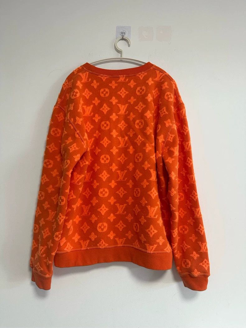 Louis Vuitton LOUIS VUITTON Orange full print print sweatshirt Size US L / EU 52-54 / 3 - 2 Thumbnail