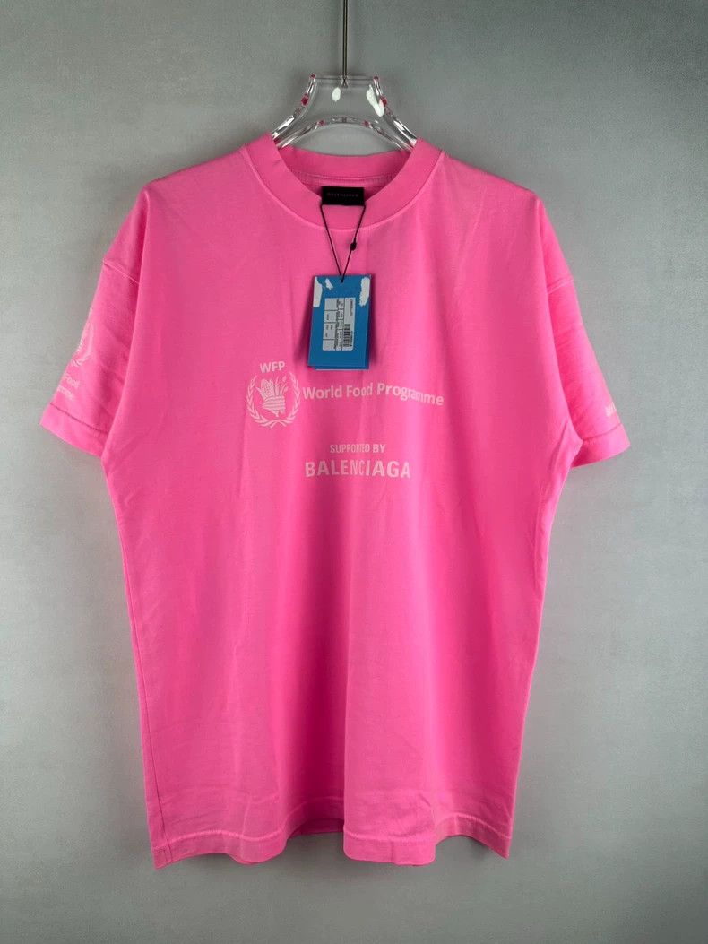 Balenciaga Balenciaga Pink WFP printed short sleeves 2502-Nextarrow Size US S / EU 44-46 / 1 - 1 Thumbnail