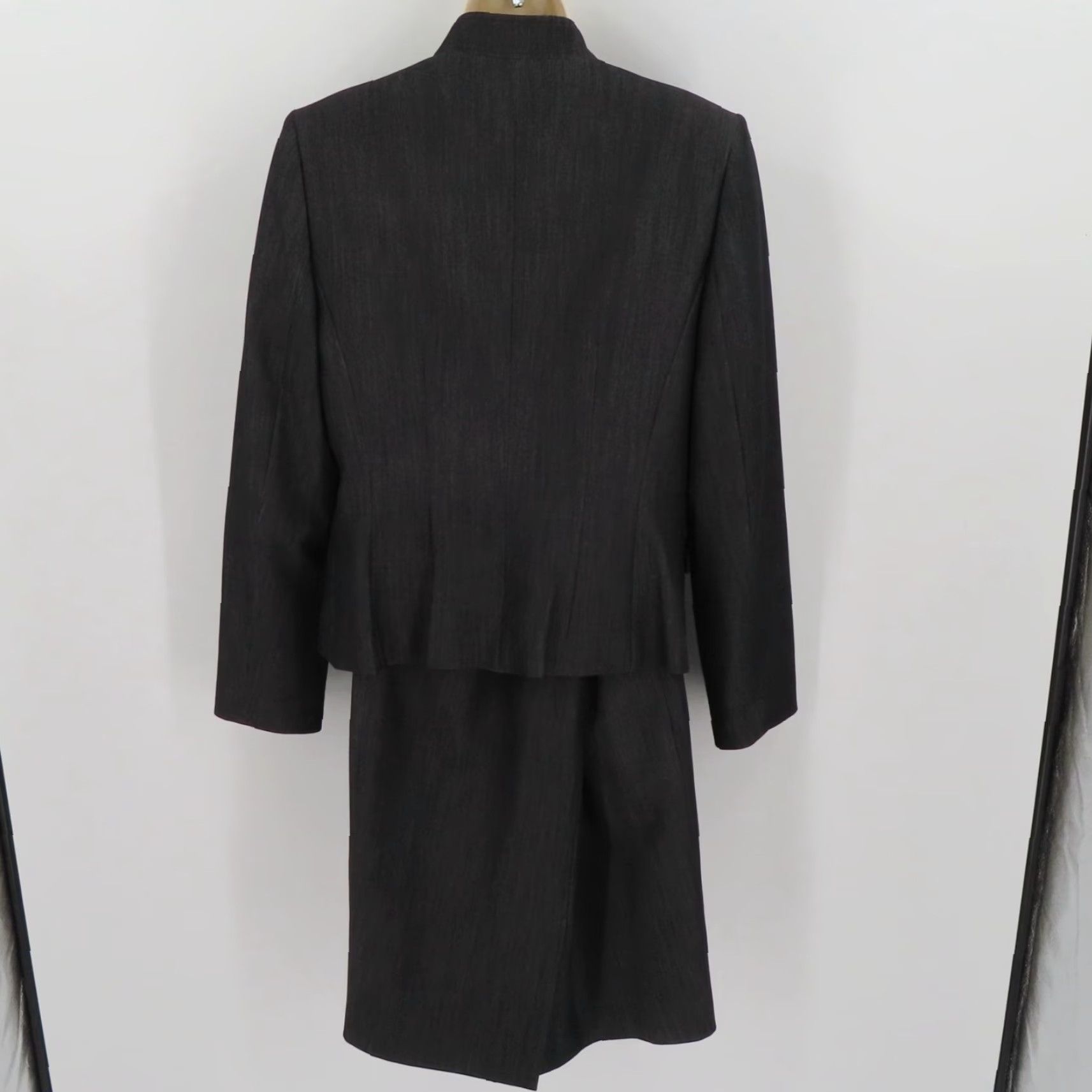 Calvin Klein Calvin Klein Women 10 Skirt Suit Jacket Blazer 3 Button Formal Workwear Ready Multicolor Set 2 Piece Size 32" / US 10 / IT 46 - 5 Thumbnail