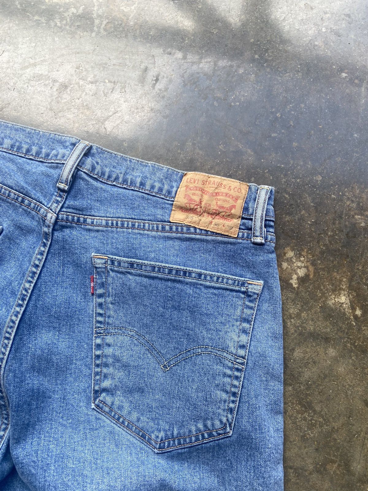 Levi's Vintage Y2K Nicely Faded Levi’s 505 Blue Jeans 36x30 Size US 36 / EU 52 - 3 Thumbnail