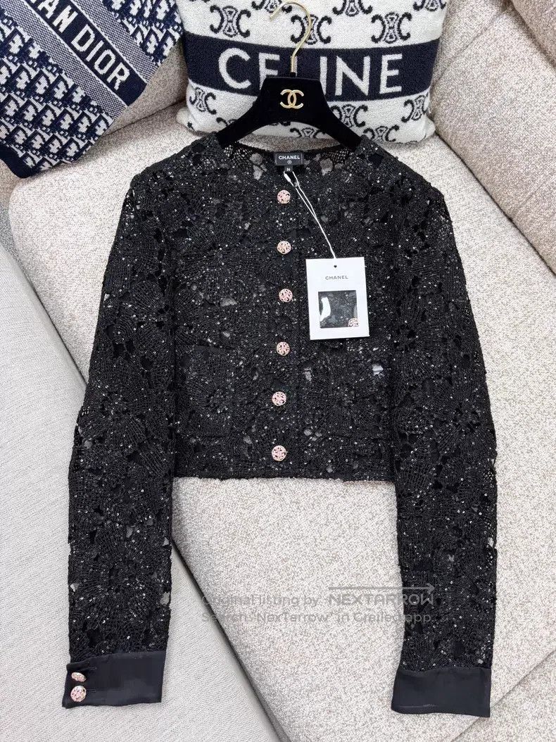 Chanel Chanel Black flower glazed buckle hollow camellia long-sle Size XS / US 0-2 / IT 36-38 - 2 Thumbnail