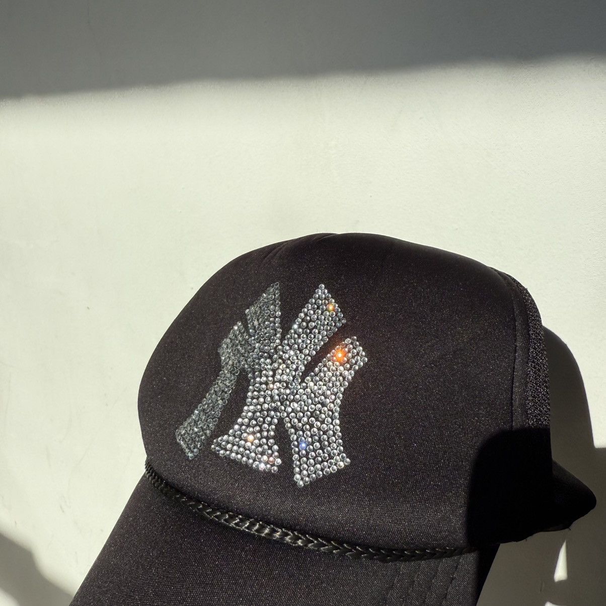 Mastermind Japan Mastermind Japan New York Yankees Swarowski Ring Track Cap Size ONE SIZE - 6 Thumbnail