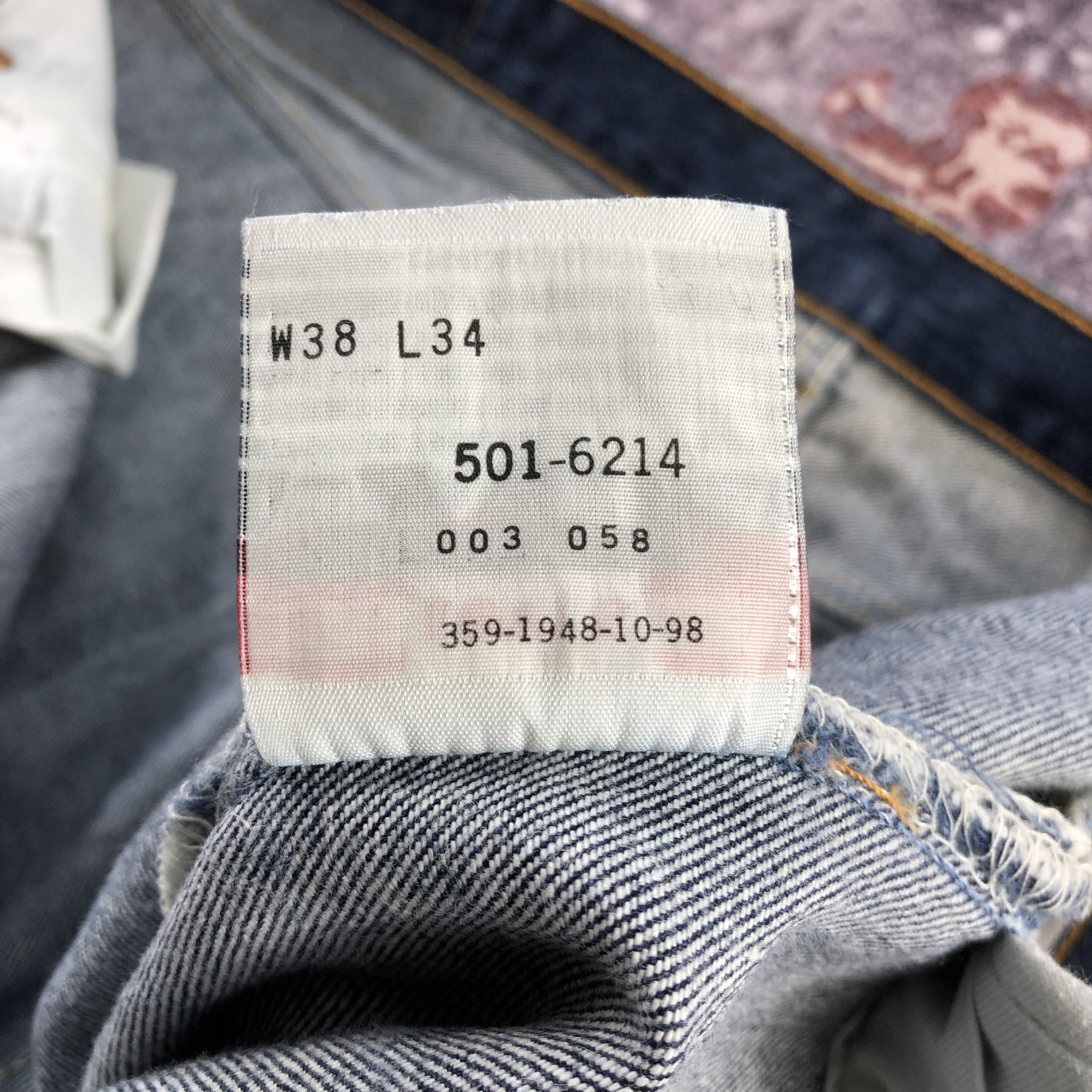Levi's 90s Vintage Blue Wash Levis 501 Jeans-JM2717 Size US 39 - 12 Thumbnail