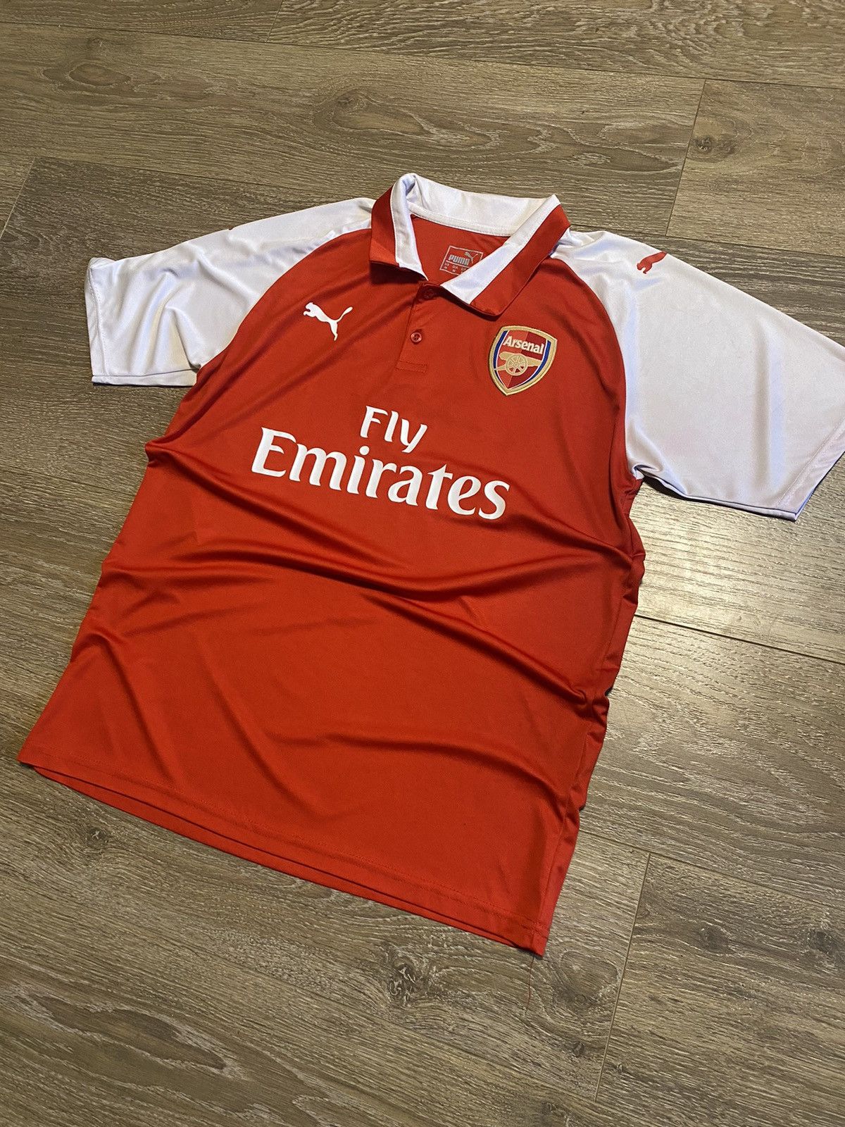 Puma × Vintage Puma Arsenal Fly Emirates 2017-2018 Alexis Sanchez Size M Size US M / EU 48-50 / 2 - 3 Thumbnail