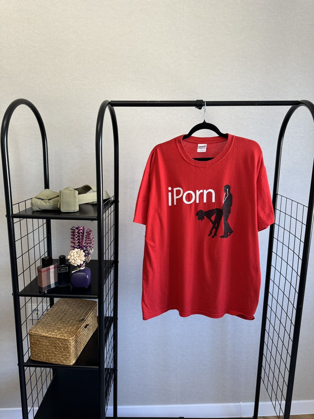 Gildan iPorn Gildan Vintage y2k Sex Sexy Girl Porn Star Red Tee Size US XL / EU 56 / 4 - 1 Thumbnail