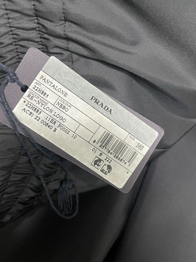 Prada Prada Dark pattern logo nylon trousers 2502-Nextarrow Size US 36 / EU 52 - 8 Thumbnail