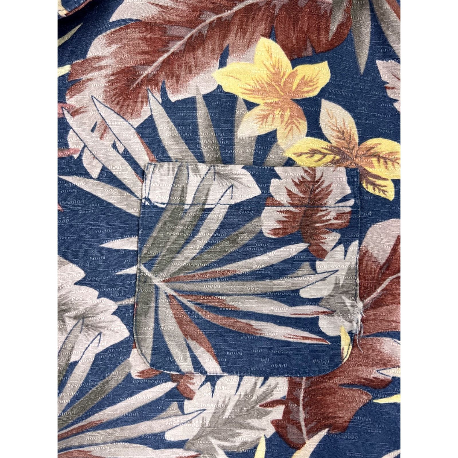 Vintage Caribbean Joe Shirt Men Button-Up Hawaiian XL Blue 100% Rayon Floral Short Sleeve Collared Size US XL / EU 56 / 4 - 6 Thumbnail