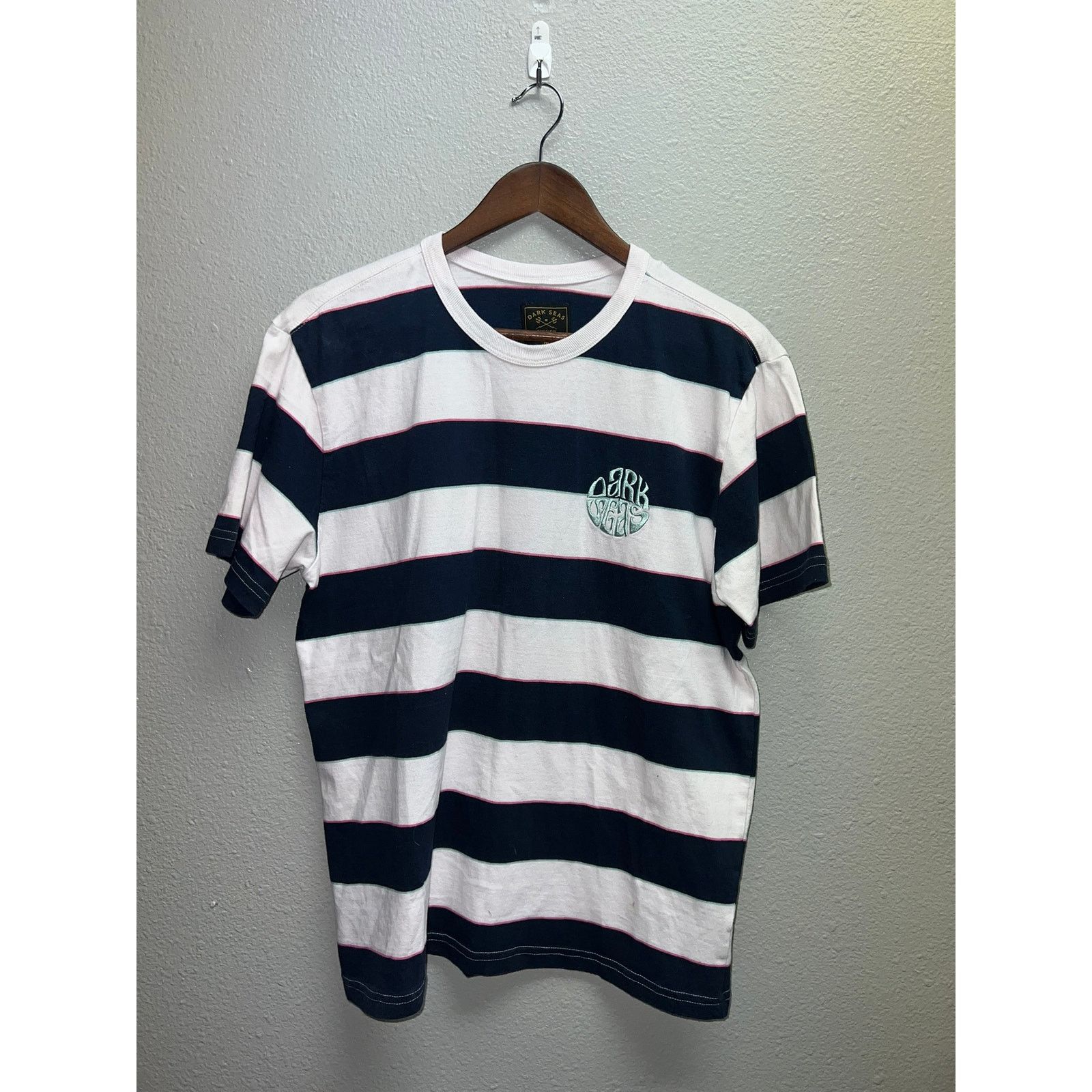 Dark Seas Division Dark Seas Striped Shirt Division Pink Blue Green Tee Medium Size US M / EU 48-50 / 2 - 1 Thumbnail
