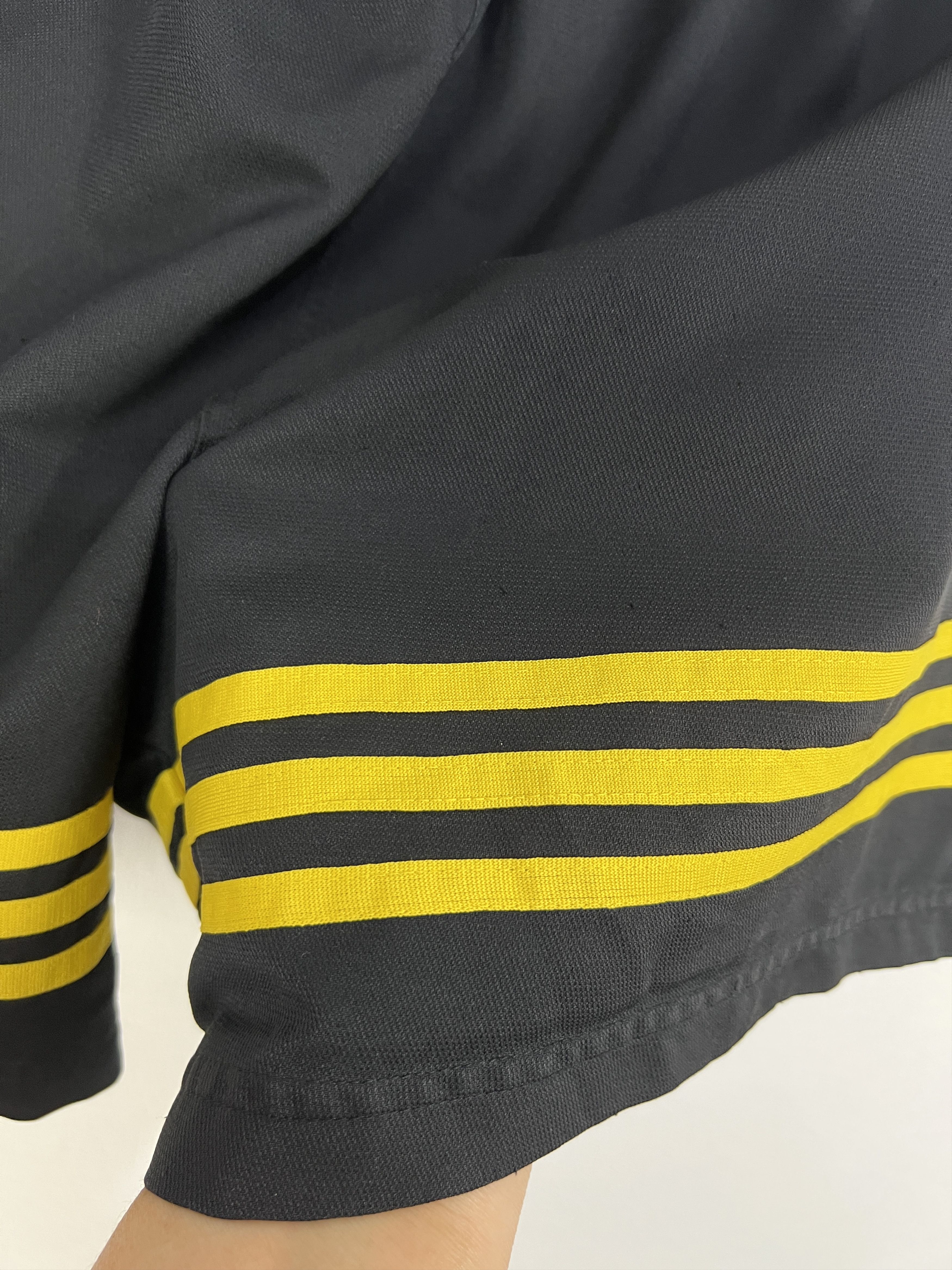Adidas Vintage 90's Adidas Fenerbahce Football Shorts Soccer XL Size US 36 / EU 52 - 11 Thumbnail