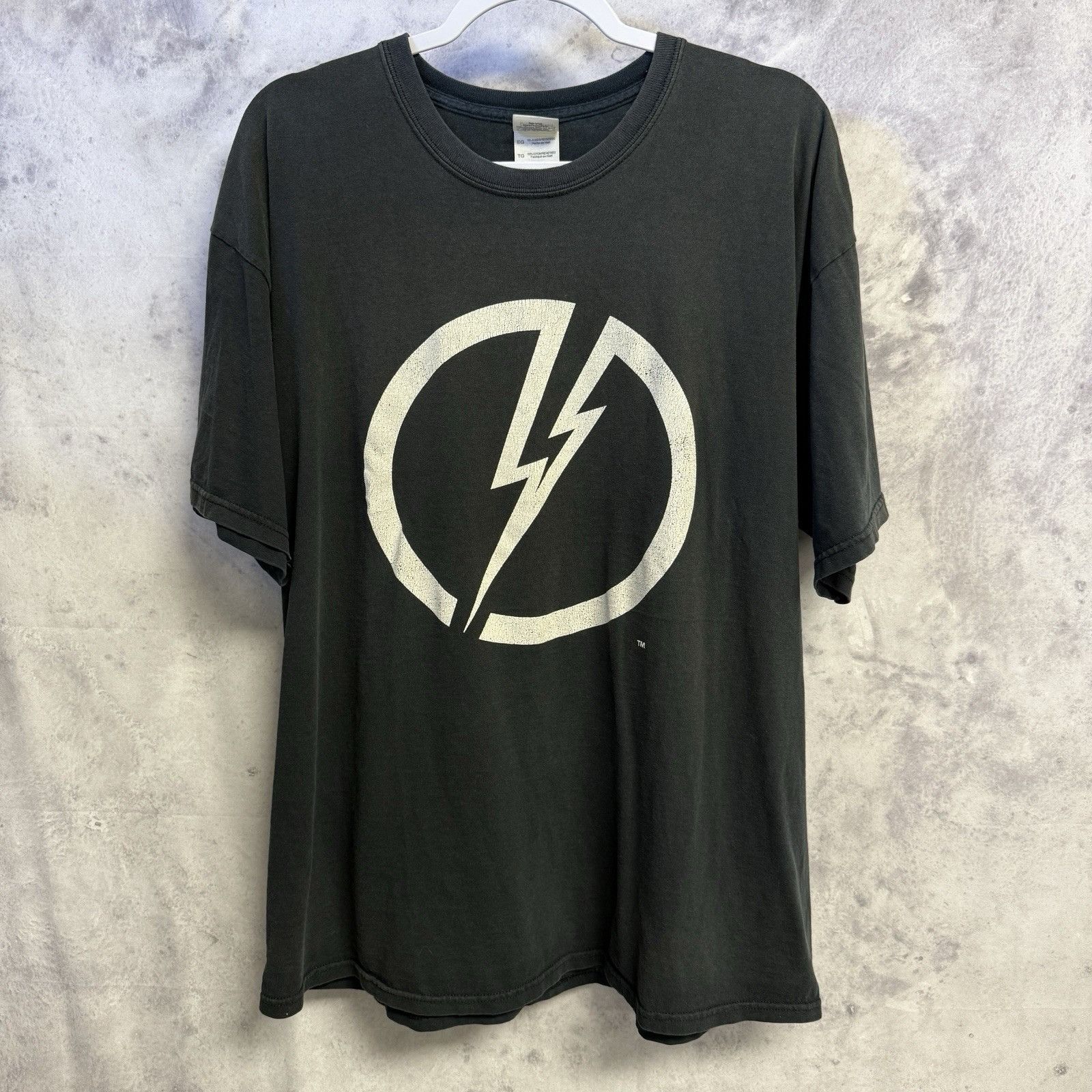 Vintage Vintage Taser T Shirt Mens XL 23.5x29 Black Short Sleeve Size US XL / EU 56 / 4 - 2 Thumbnail